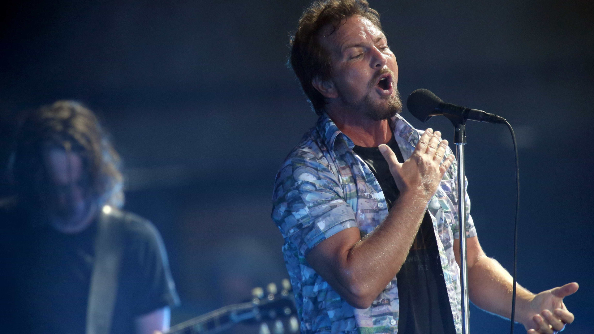 Pearl Jam angariam perto de 10 milhões de euros para os sem-abrigo
