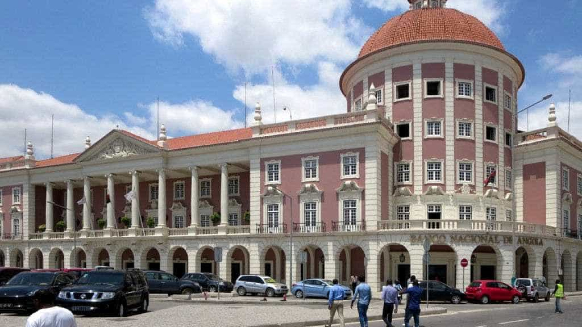 Taxa de juro angolana inalterada nos 16% há 14 meses