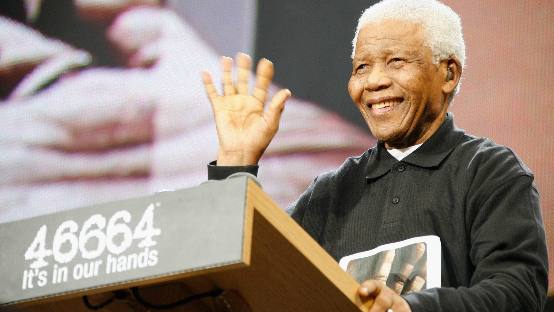 Emitida série comemorativa do centenário do nascimento de Mandela