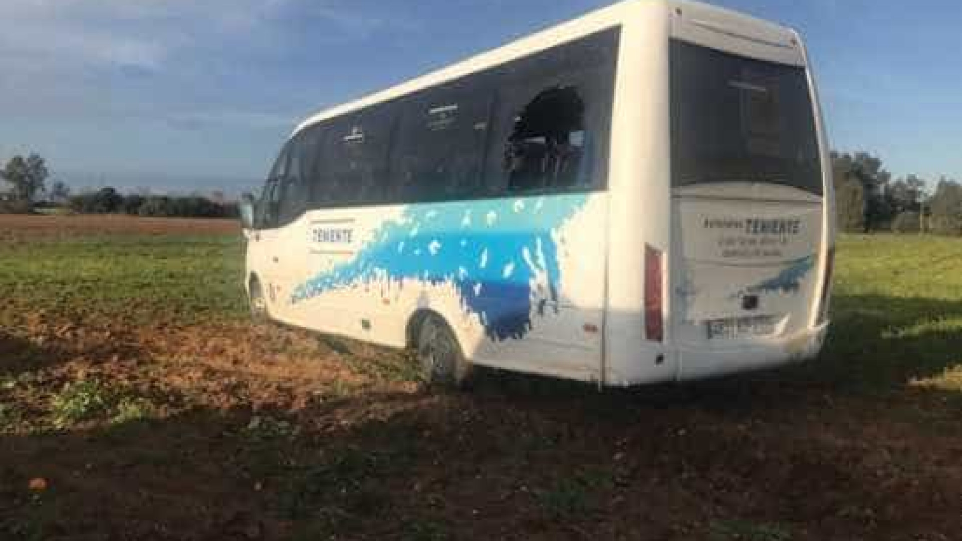 Condutor de autocarro escolar sofre enfarte mas consegue salvar crianças