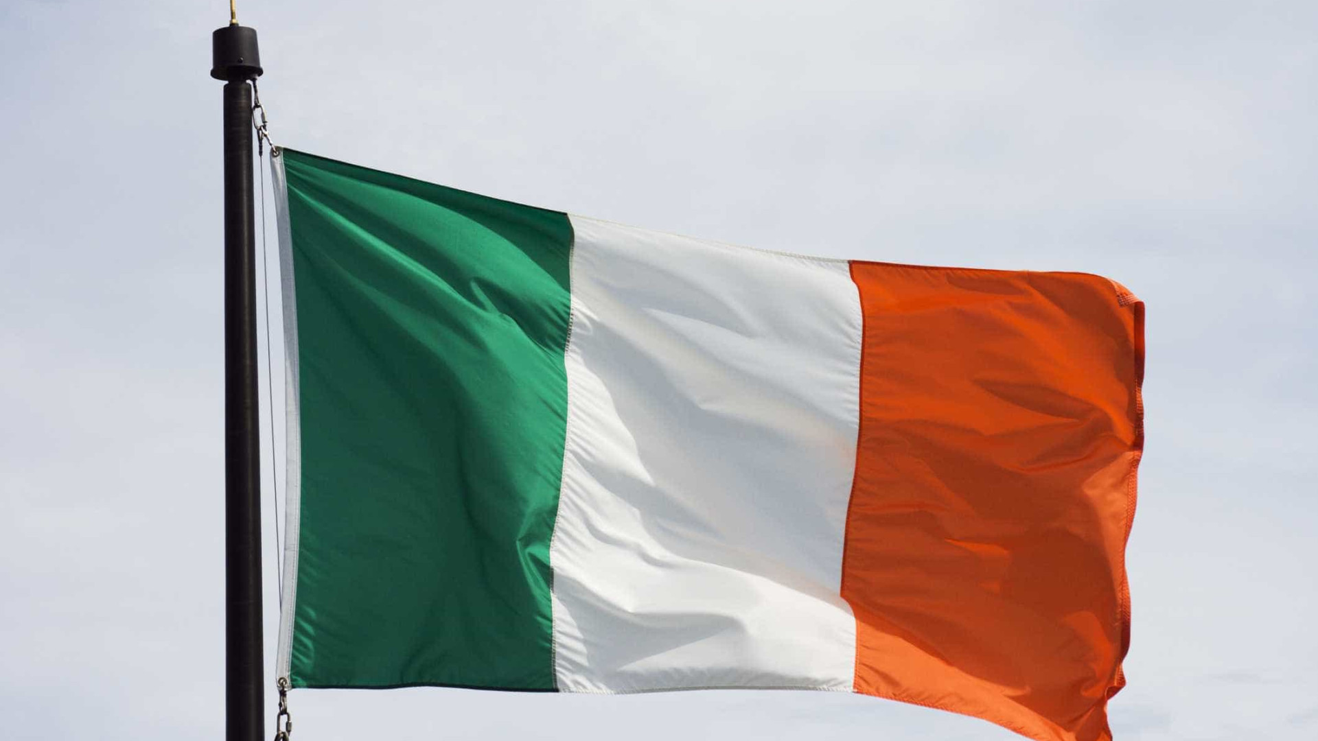 UE: Irlanda deverá crescer até aos 5,6% este ano e 4,0% em 2019