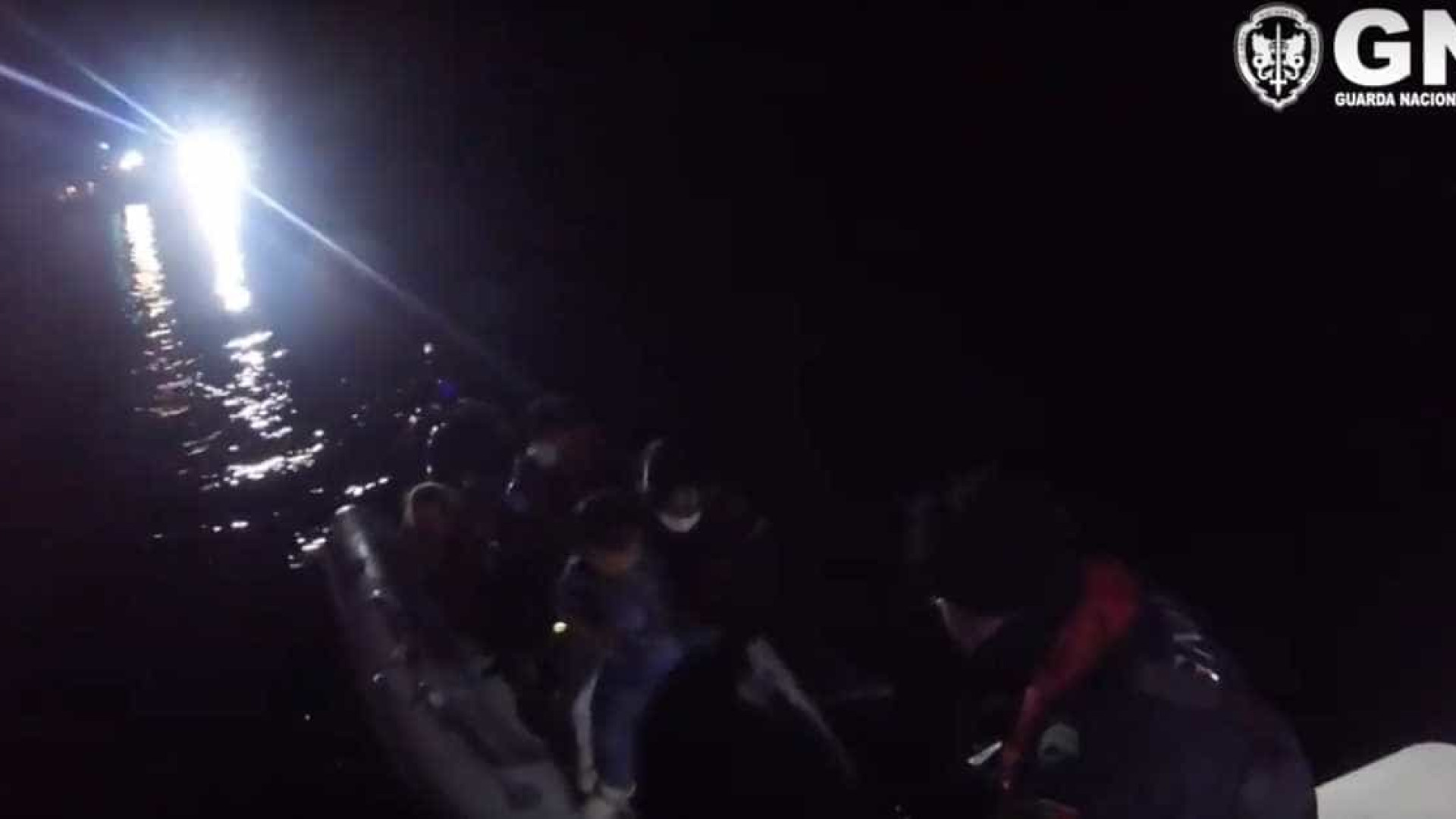 GNR resgata 14 migrantes na Grécia. Metade são crianças