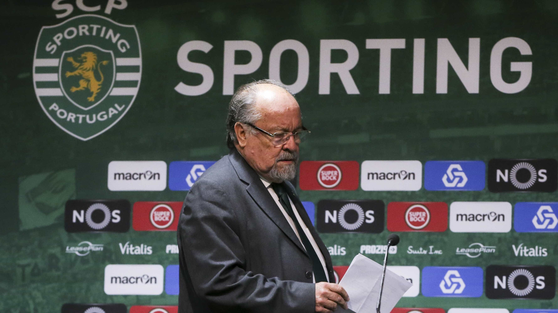 "Não respondo às provocações do senhor Bruno de Carvalho"
