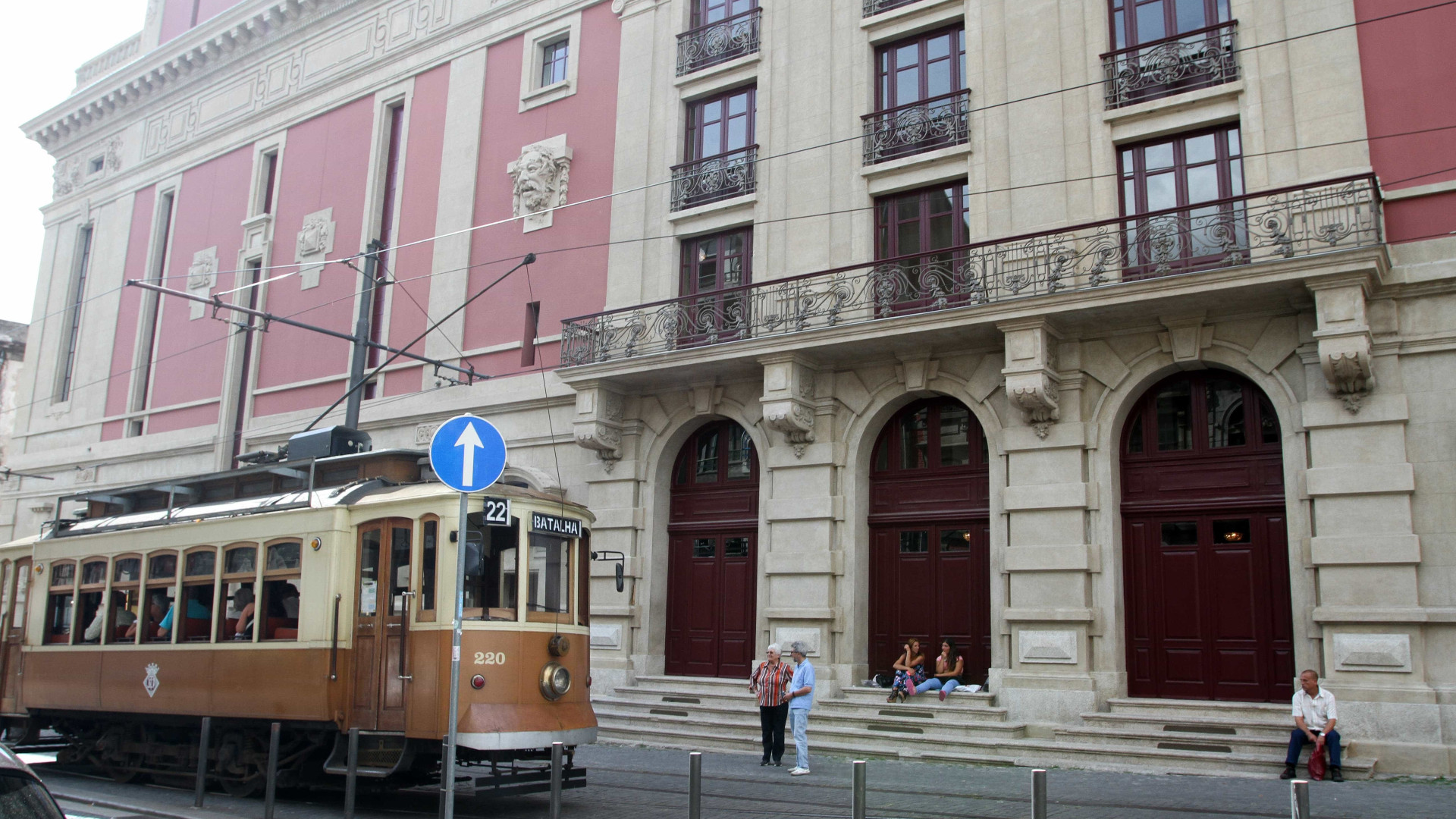 Leitura partilhada de 'Húmus' de Raul Brandão e Herberto Helder no Porto