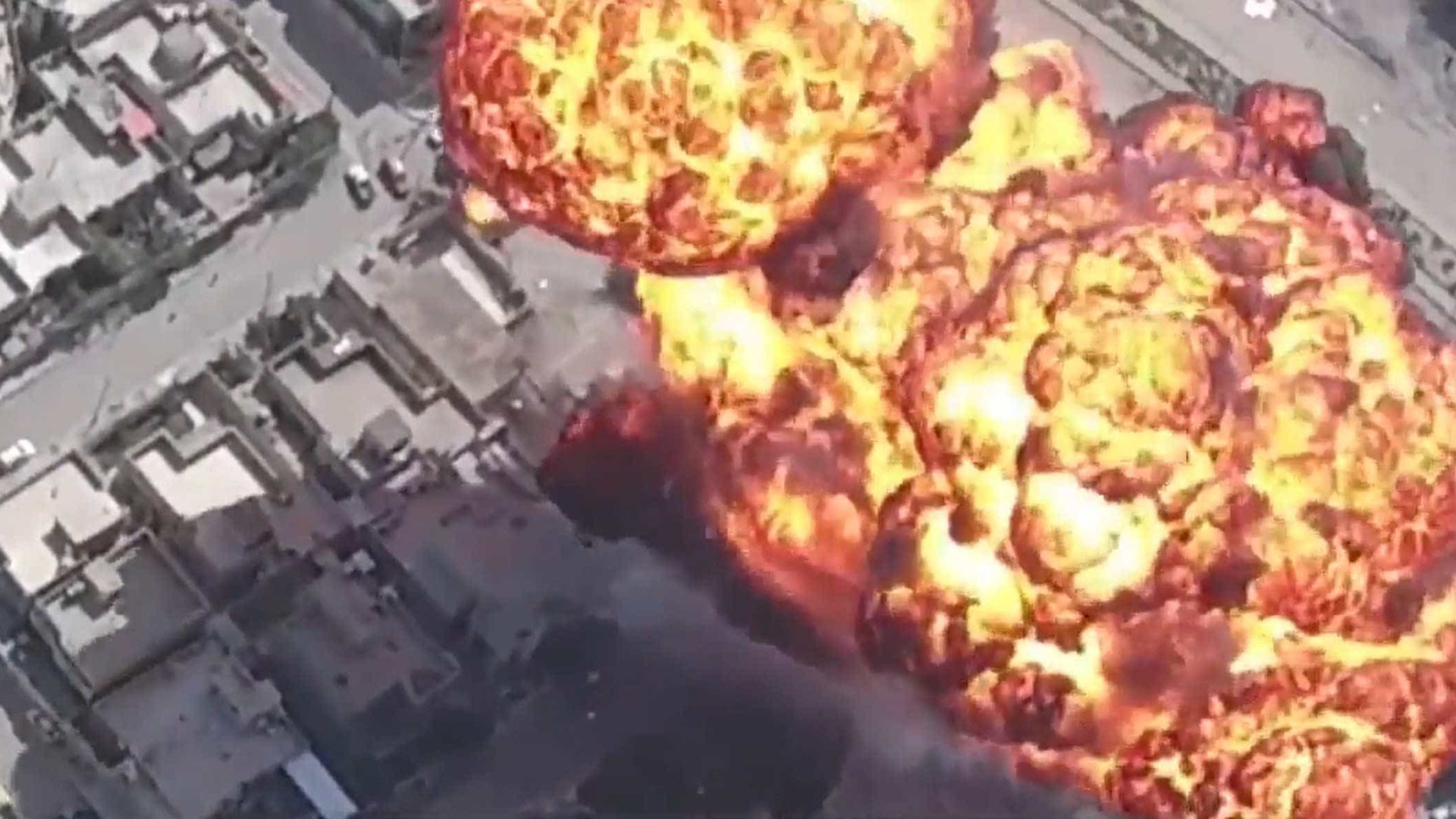 Iraque: Drone filma ataque do ISIS com carros-bomba