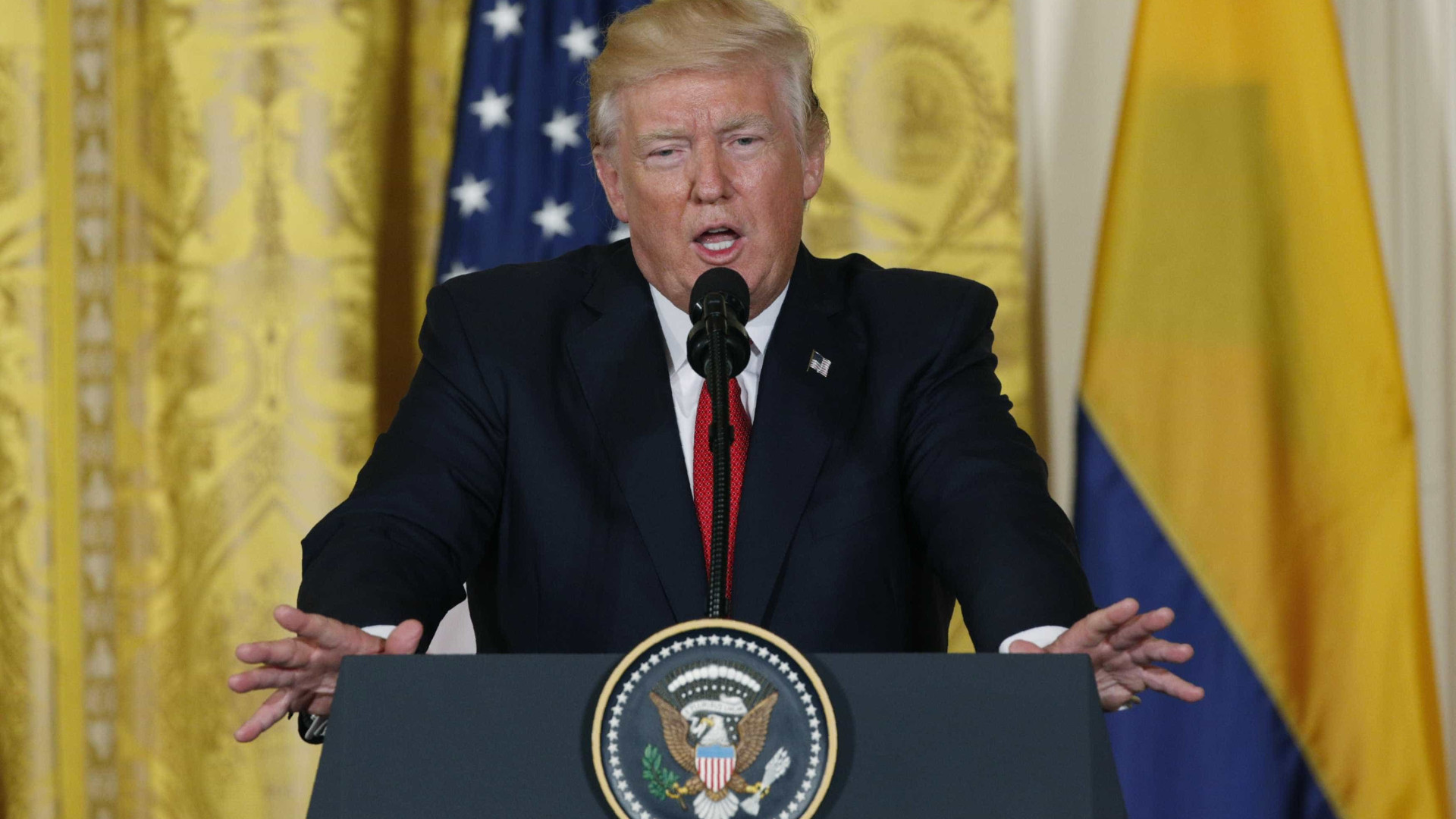 Trump diz que está a ser vítima da "maior caça às bruxas da história"