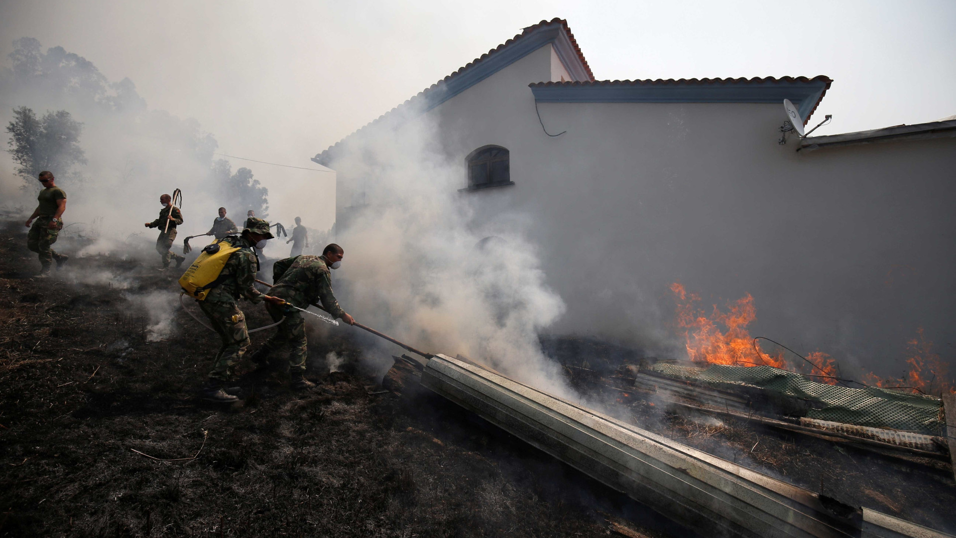 Saiba o que fazer em caso de incêndio