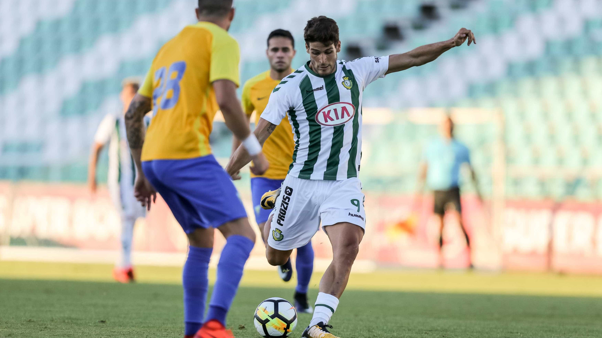 “Uma boa época não basta para regressar ao FC Porto”