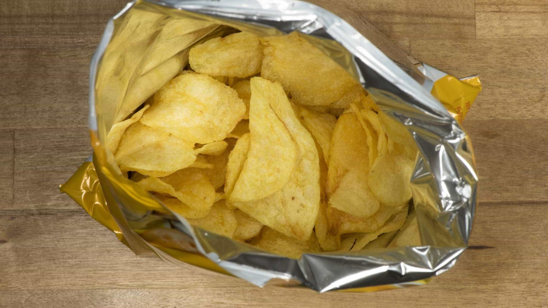 Cansado dos pacotes de batatas fritas meio cheios? O ar tem explicação