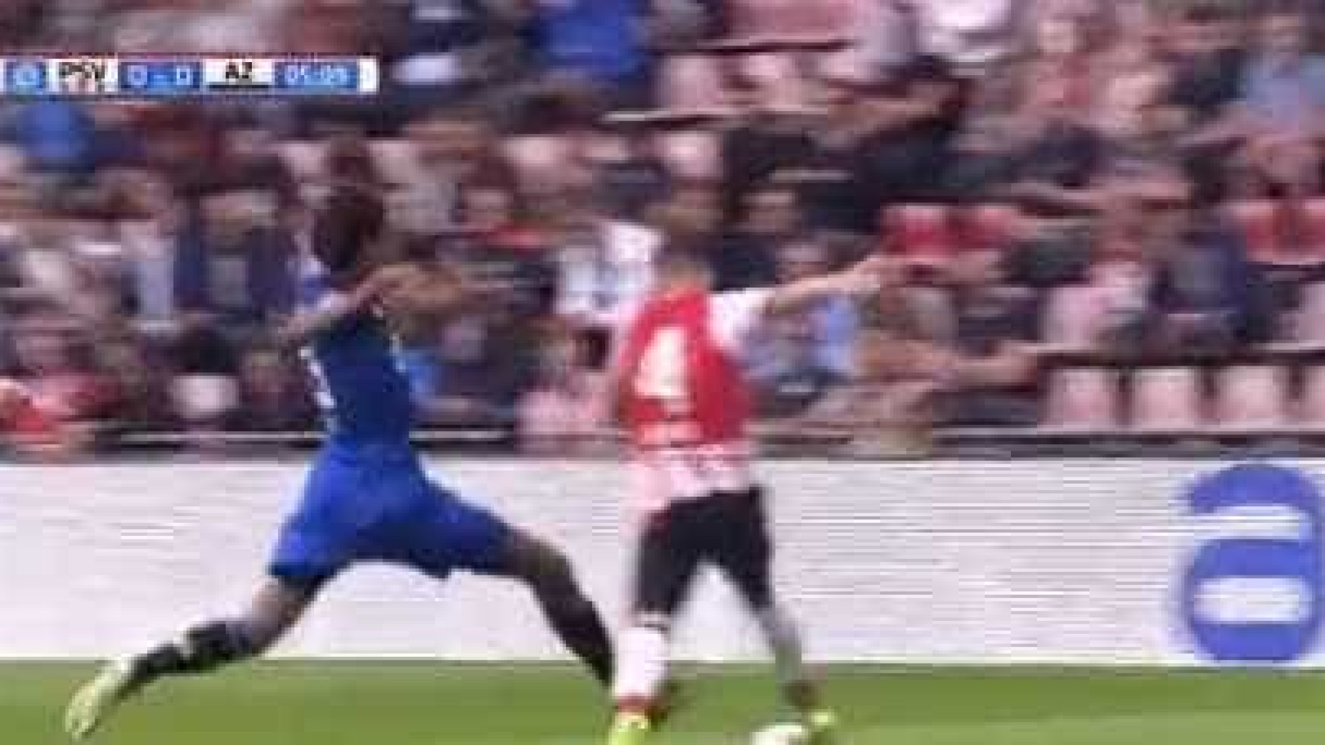 Holanda: Calvin Stengs contrai lesão arrepiante durante o PSV-AZ Alkmaar