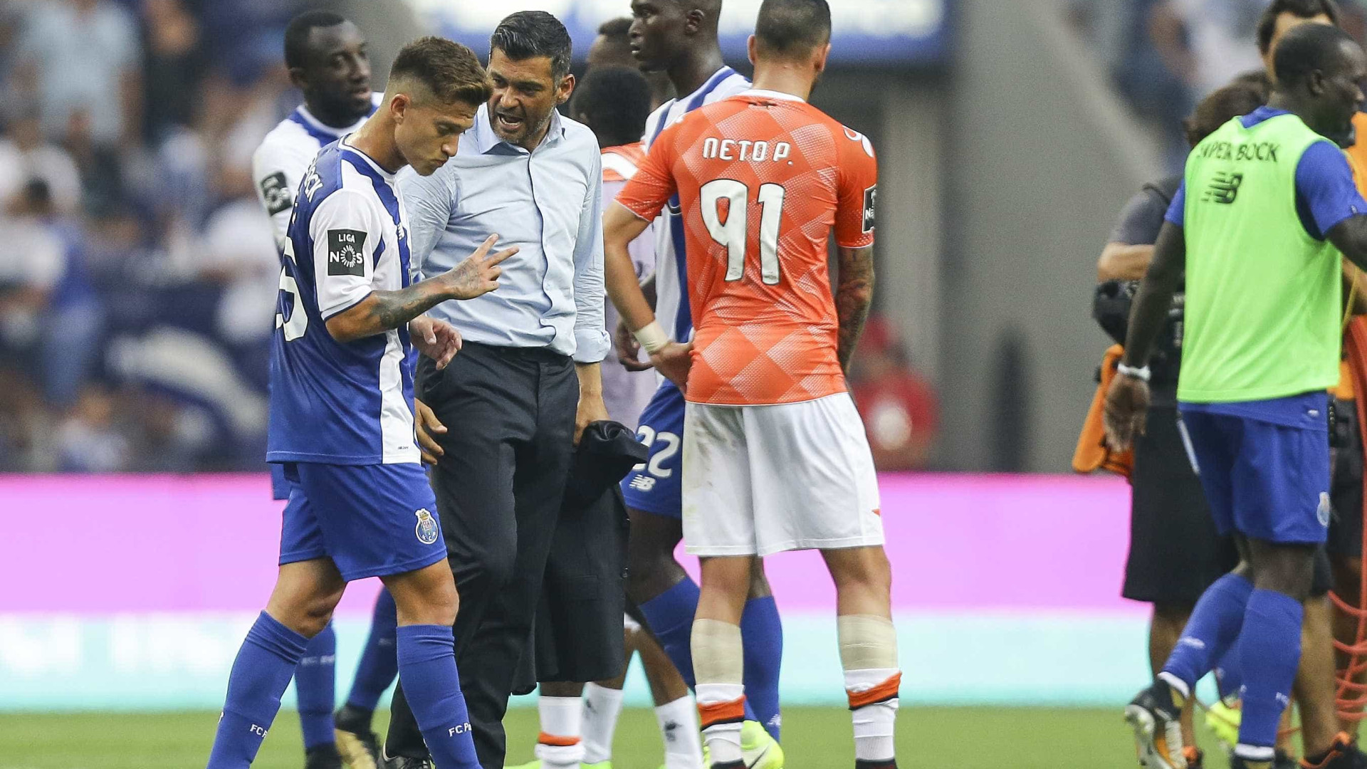 Otávio falha treino do FC Porto por lesão na coxa direita