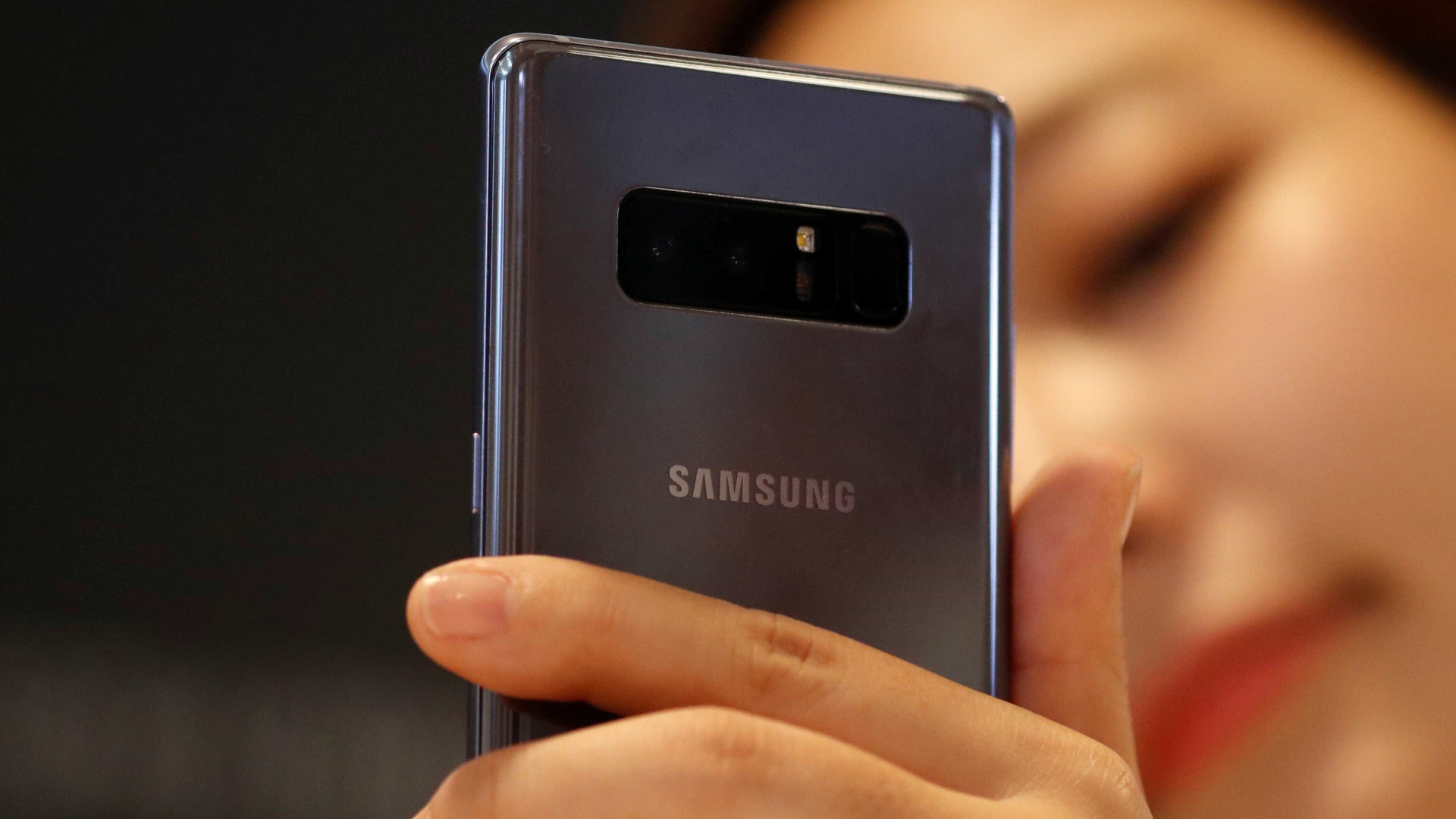 Samsung pode estrear novo sensor de impressões digitais com o Note 9