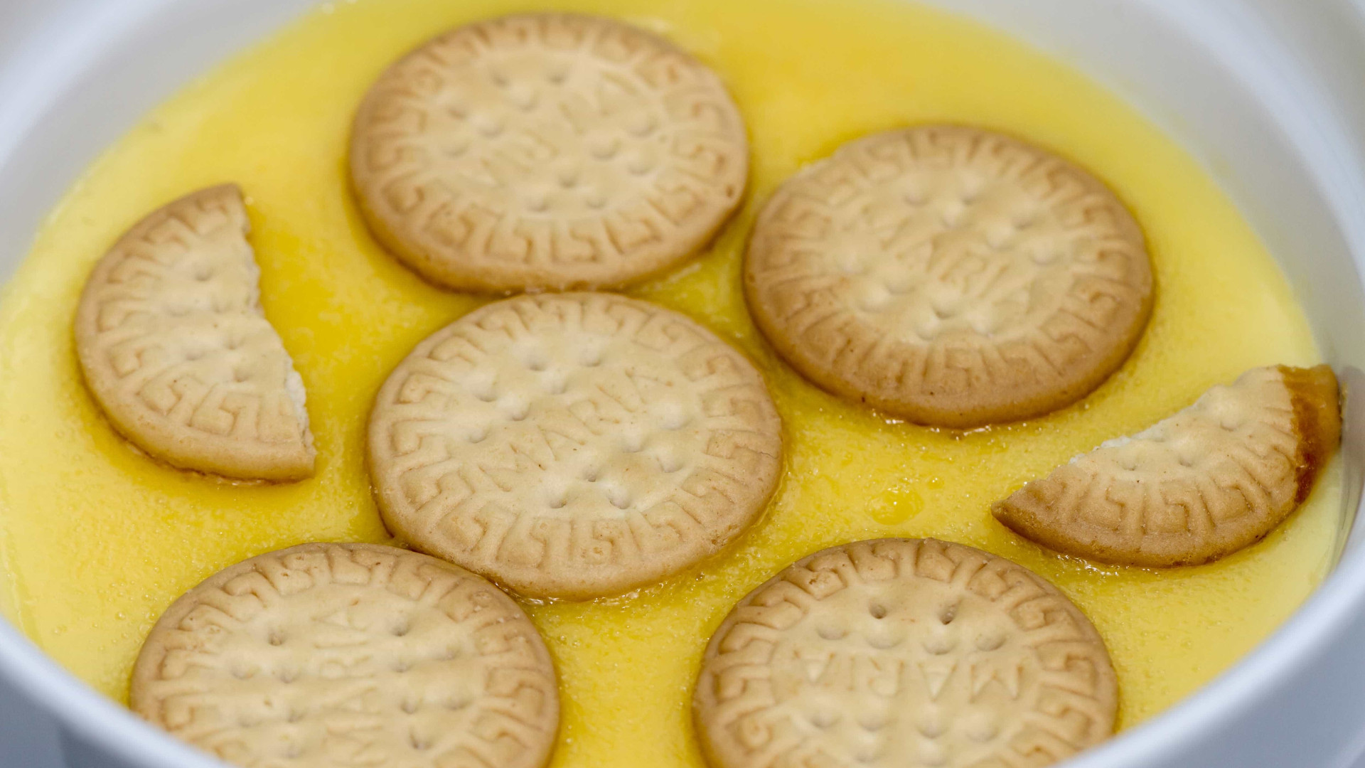 O que têm a mais (e não deveriam) as bolachas tipo Maria e de água e sal