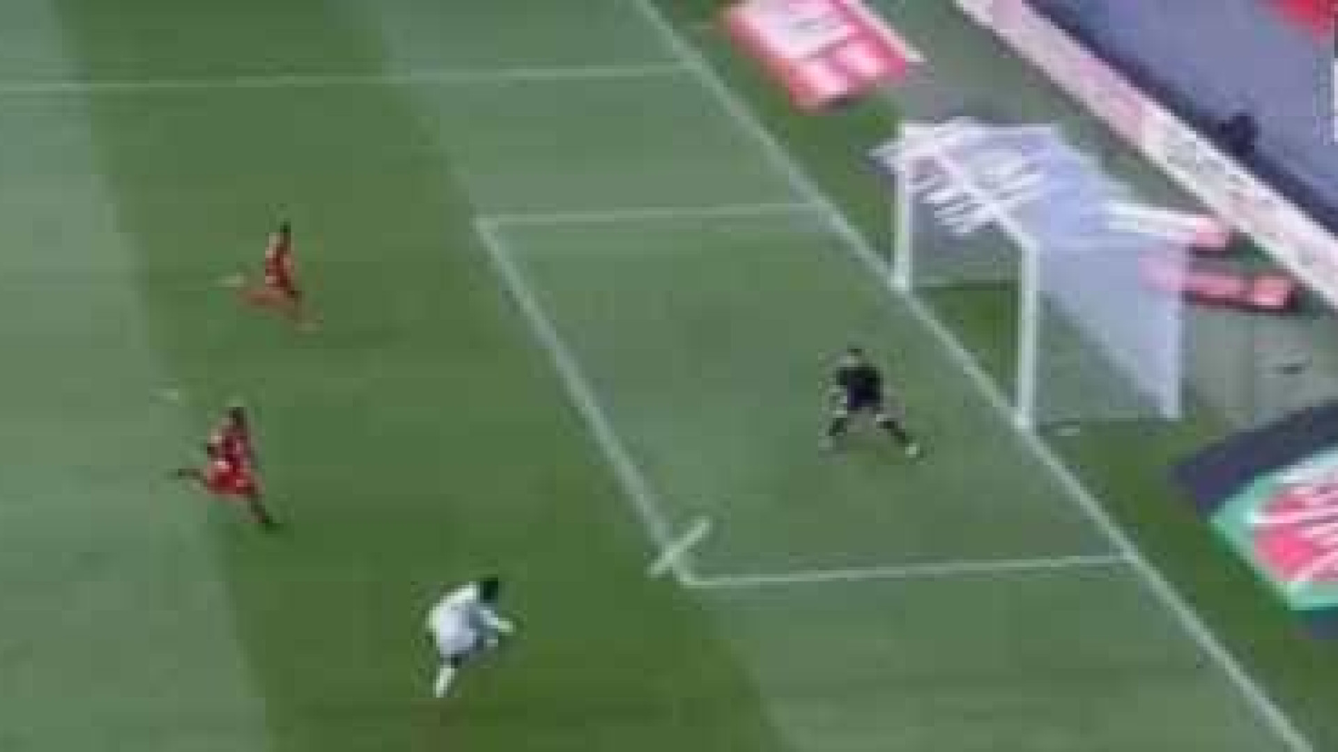 Balotelli marca golaço e garante vitória do Nice no terreno do Rennes