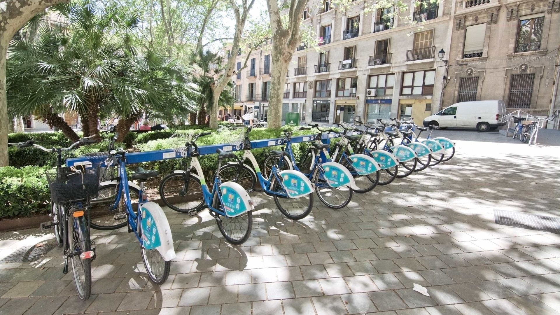 Bicicleta da rede Gira incendeia-se em Lisboa sem provocar feridos