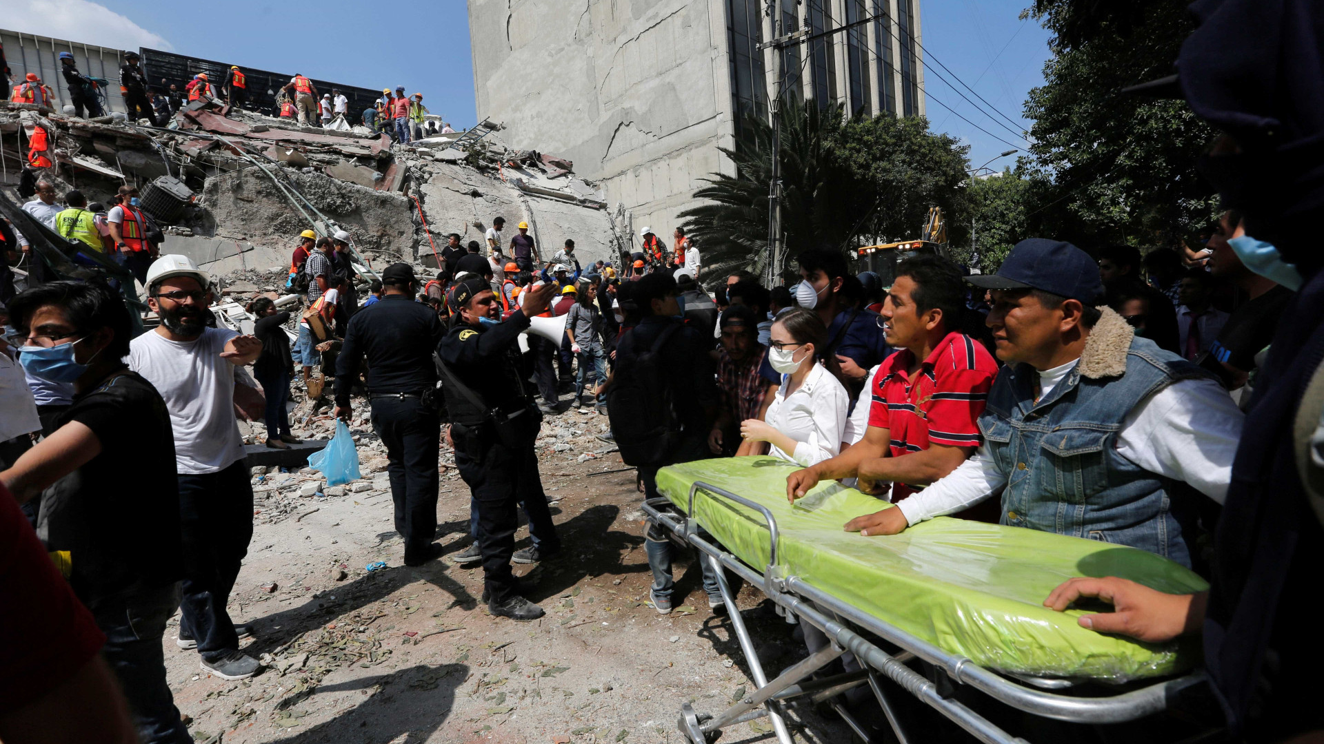 México: Também em 1985 procuraram criança que não existia nos escombros