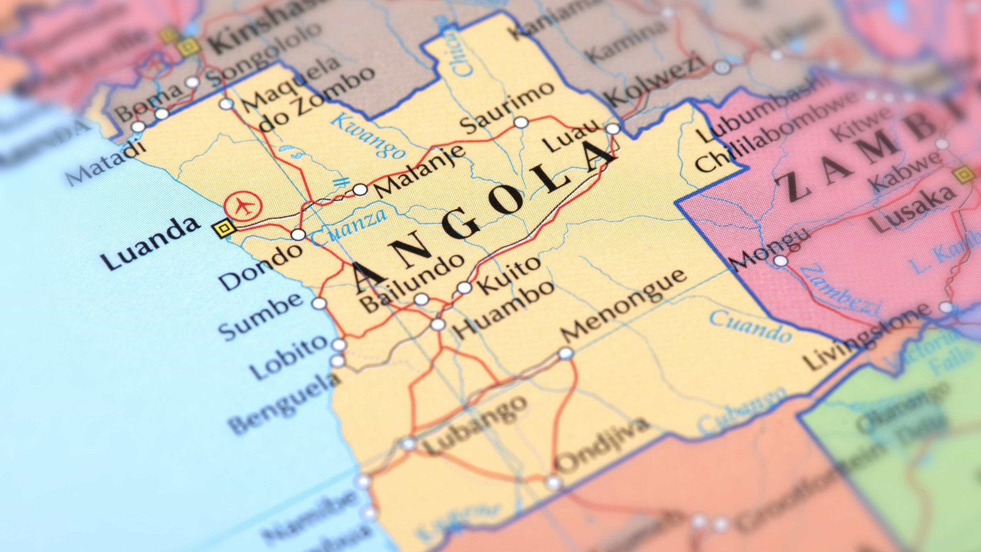 Angola prepara cronograma de pagamentos às empresas portuguesas