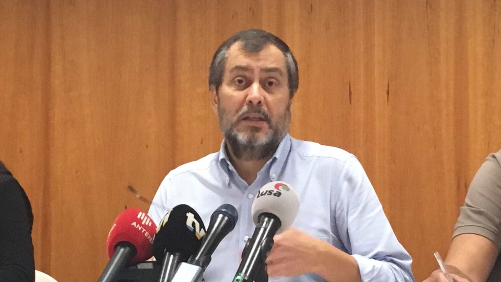 Greve continua e Governo "mantém-se silencioso"