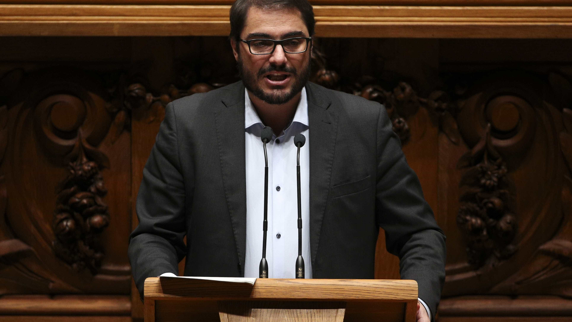 PCP vai votar contra projetos de lei para a despenalização da eutanásia