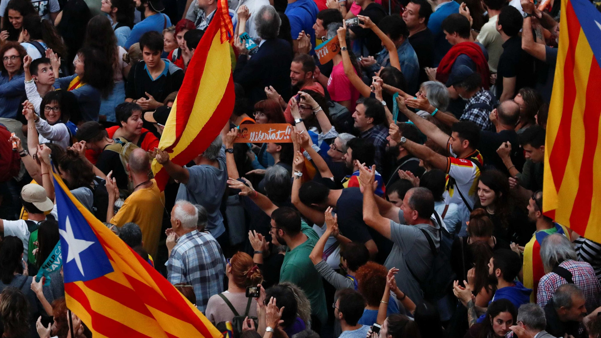 Catalunha: 28 detidos por desvio de fundos para processo de independência
