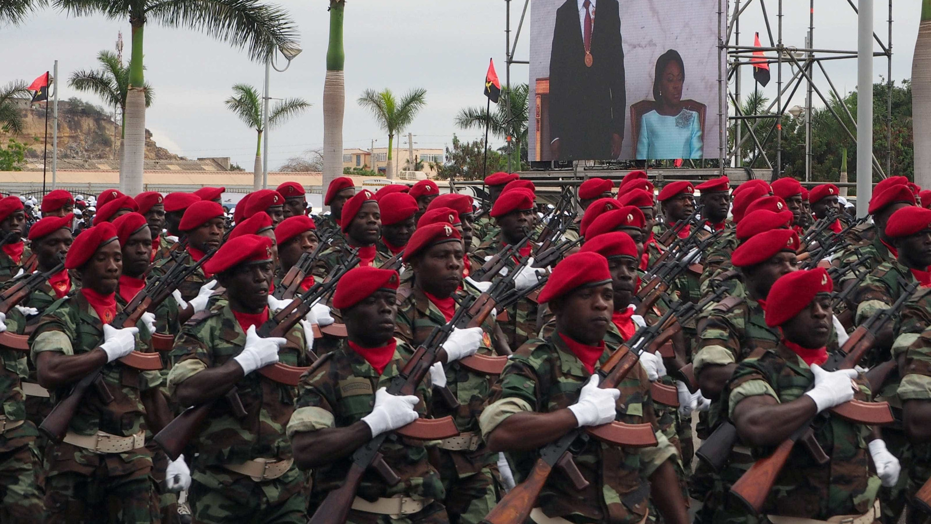 João Lourenço admite renegociação da dívida pública de Angola