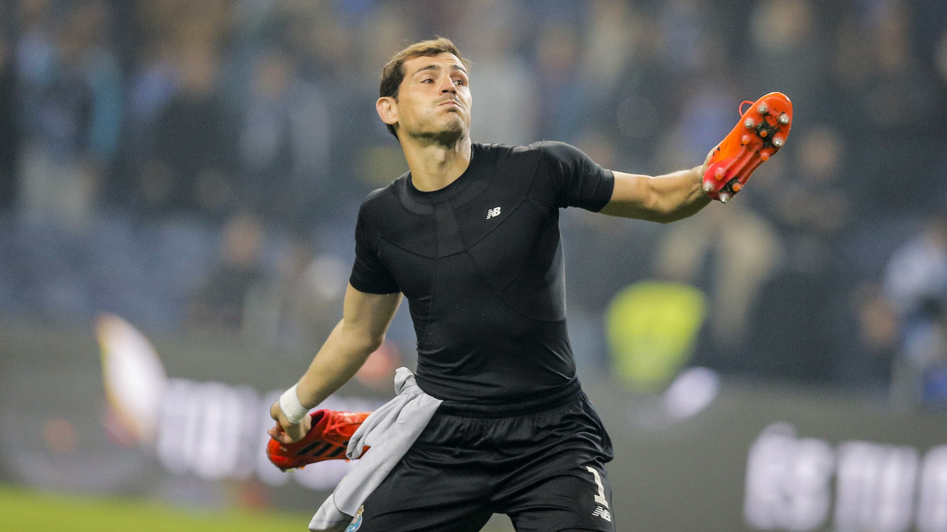 Casillas ajudou um seguidor a escolher o nome do filho