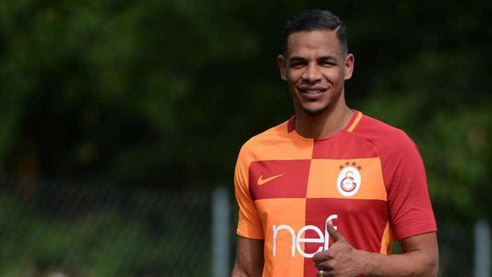 Fernando diz que Galatasaray "manda em casa"