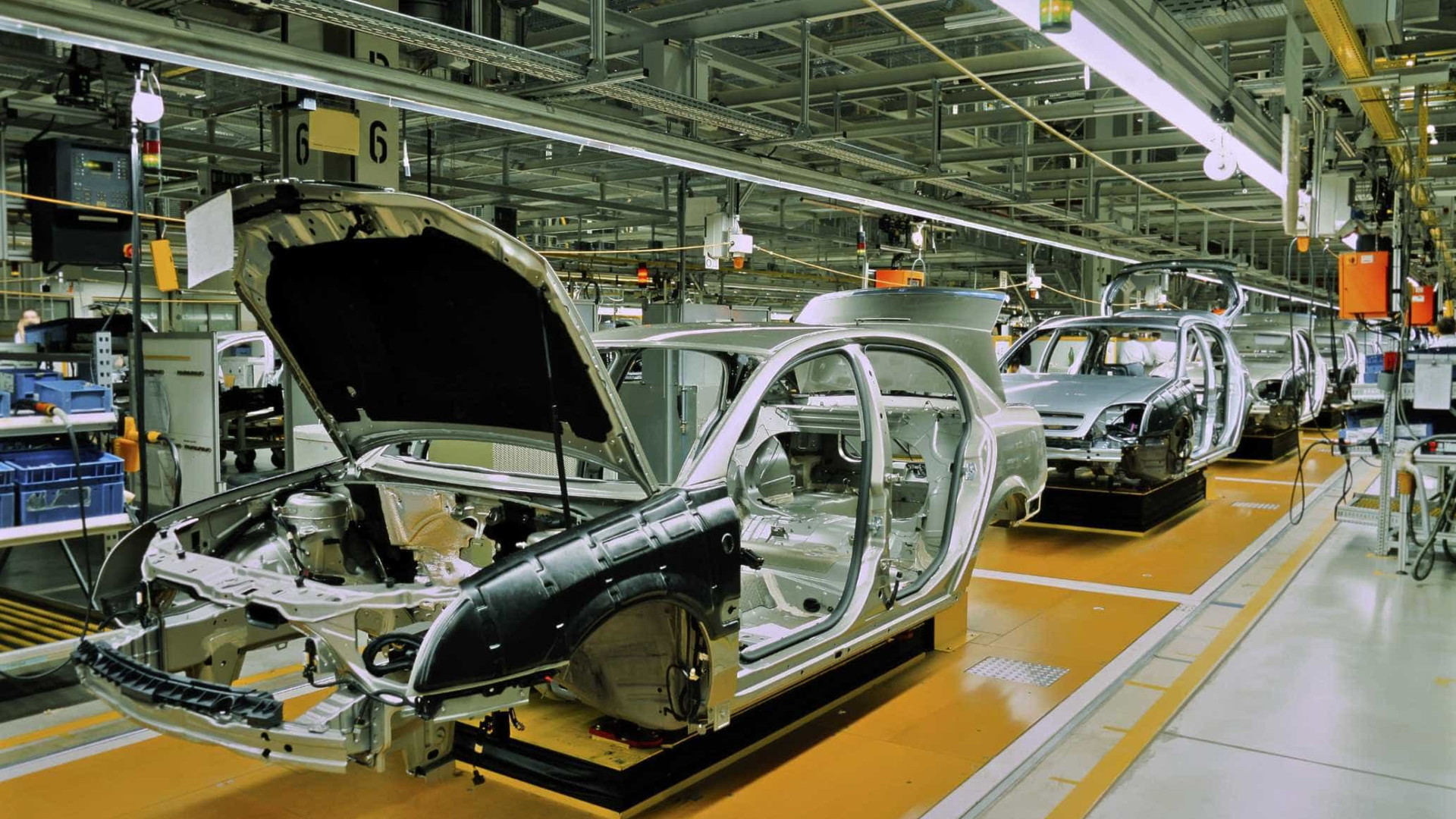 Produção automóvel em Portugal mais do que duplicou em fevereiro