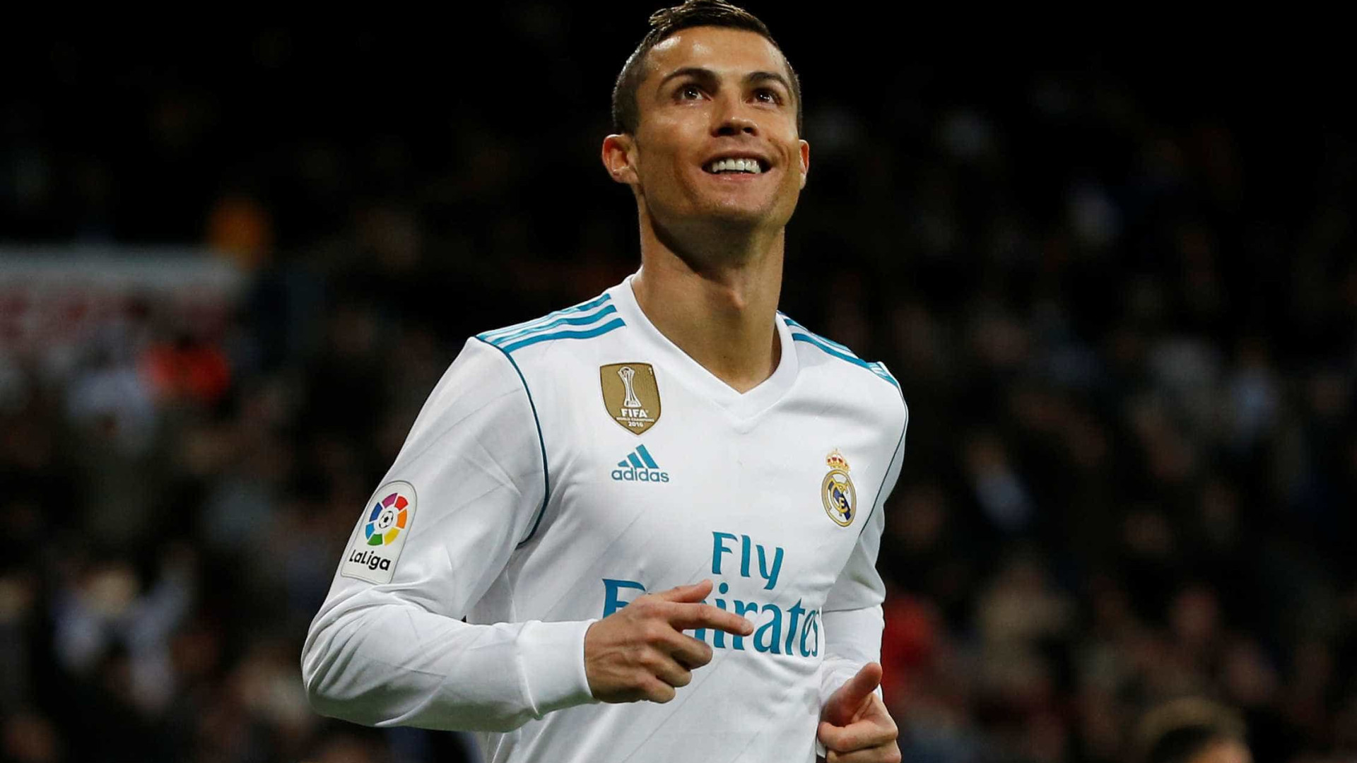 Cristiano Ronaldo ganha 5.ª Bola de Ouro da carreira
