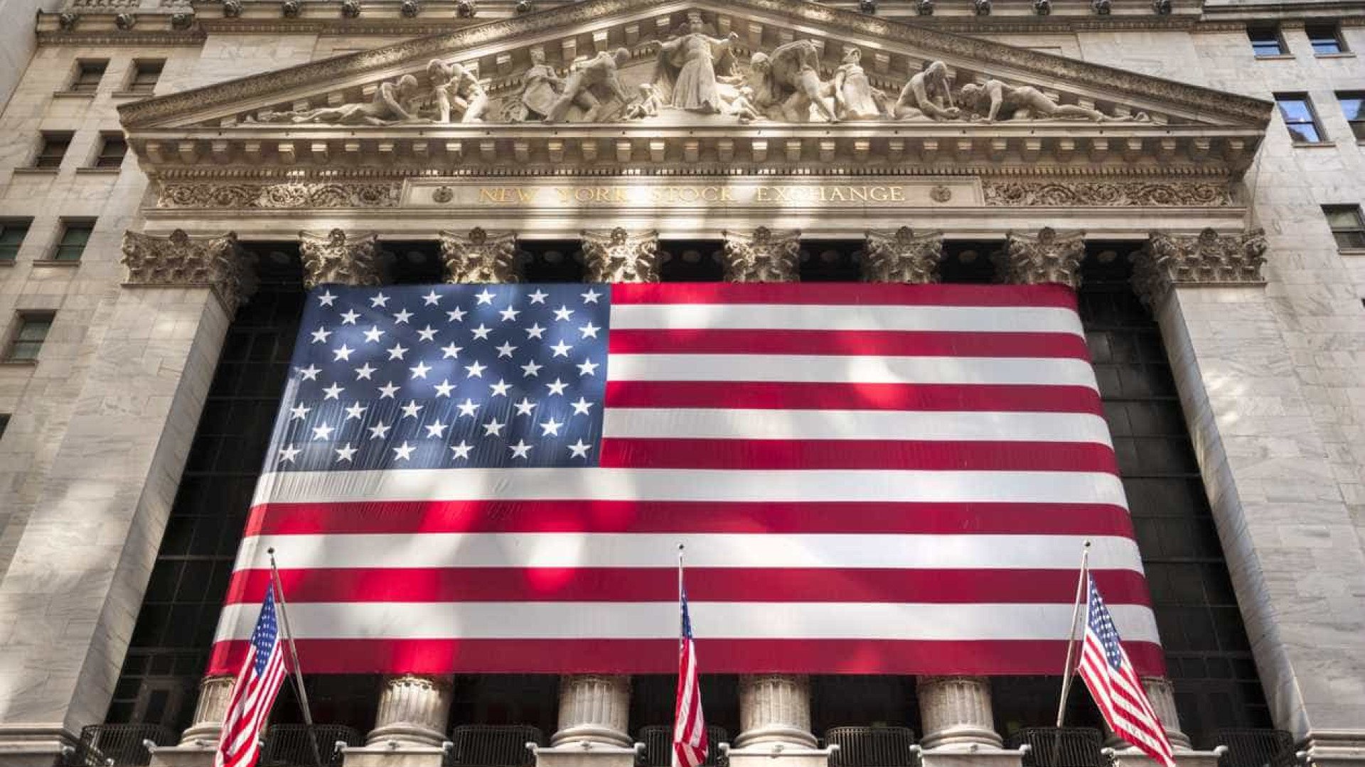 Protecionismo de Trump abala Dow Jones que desce já 6 sessões seguidas