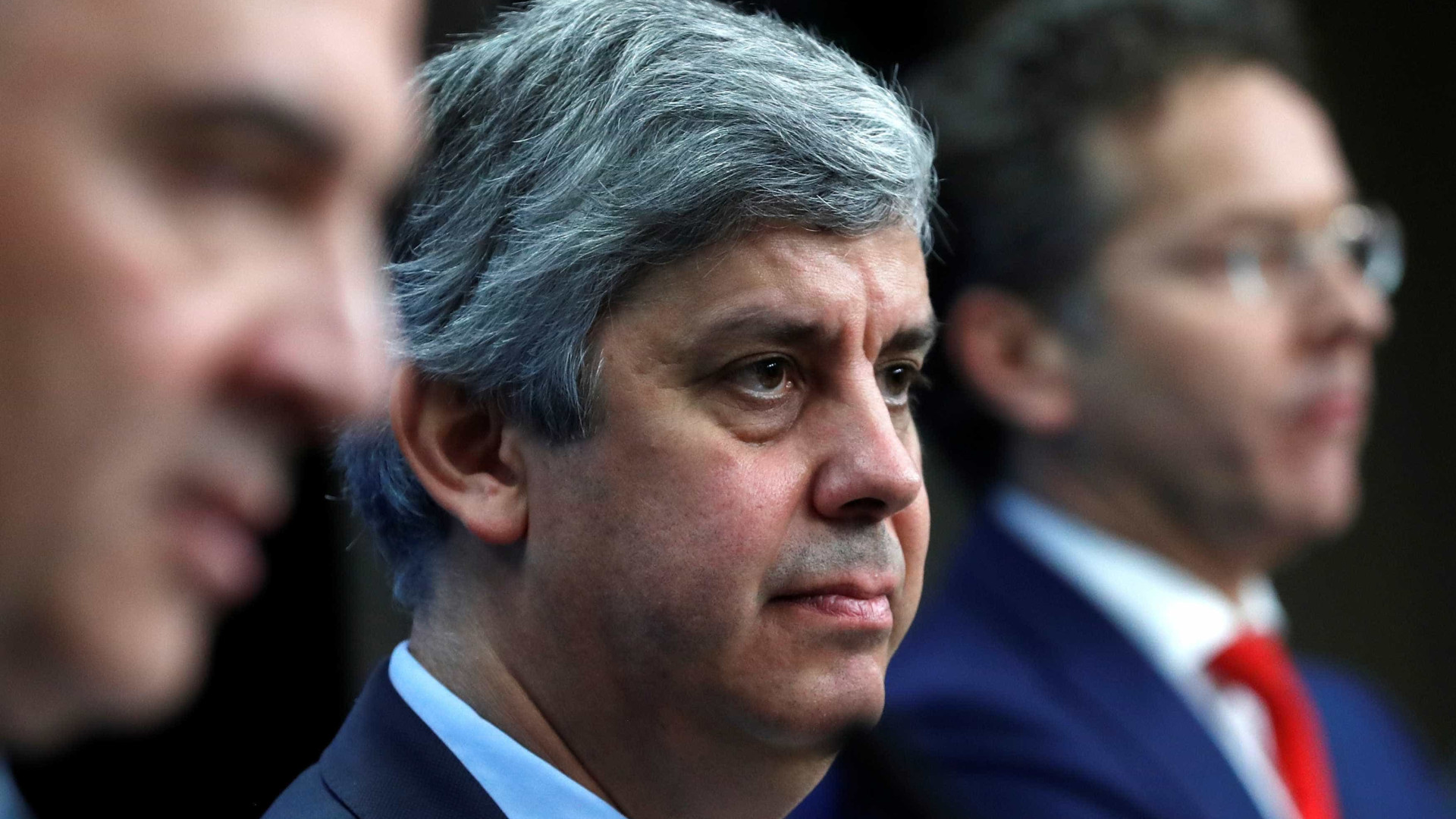 Centeno, do Eurogrupo, recomenda "medidas adicionais" a Centeno, ministro