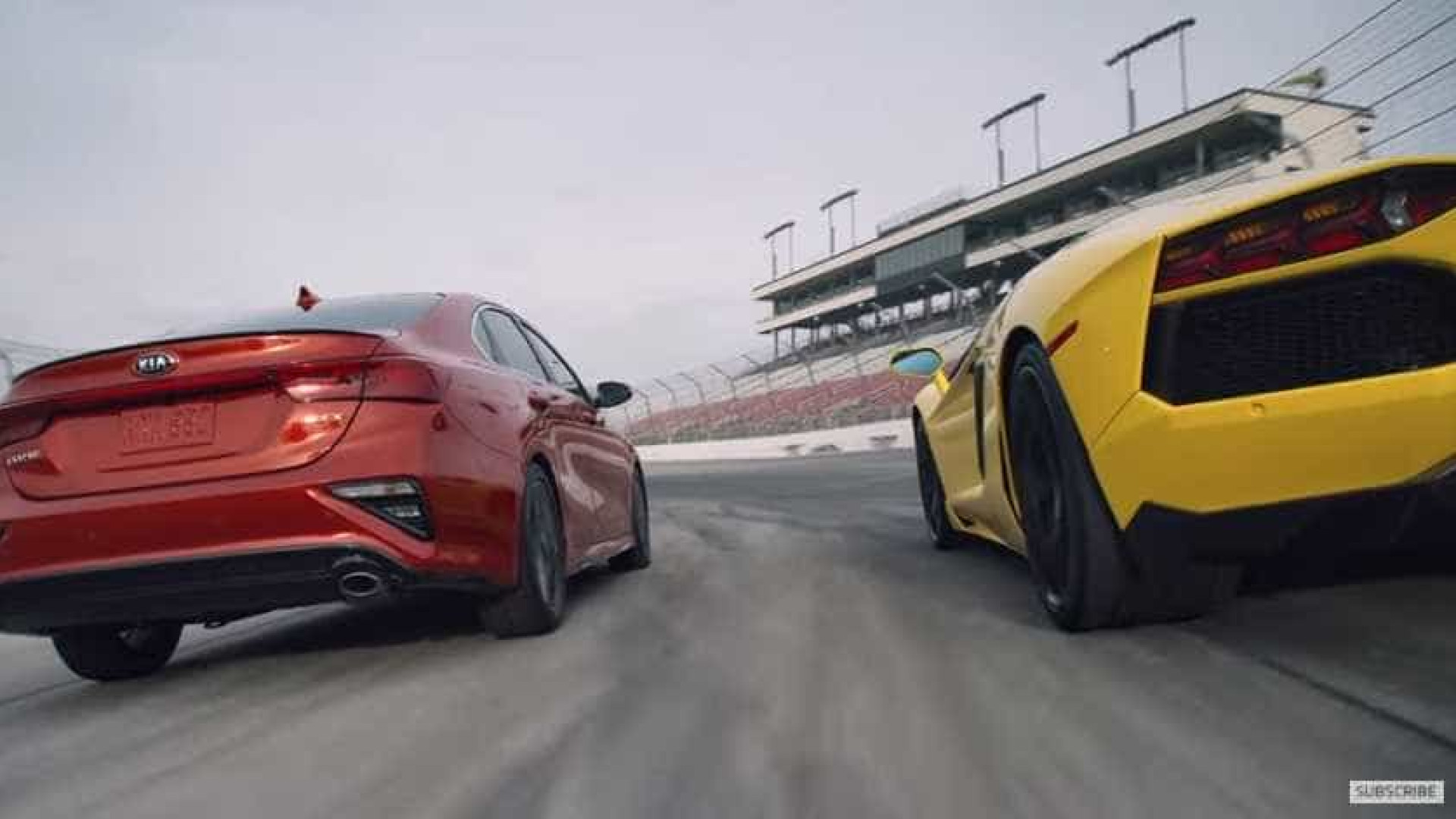 E se um Kia ganhar a um Lamborghini em (quase) tudo?
