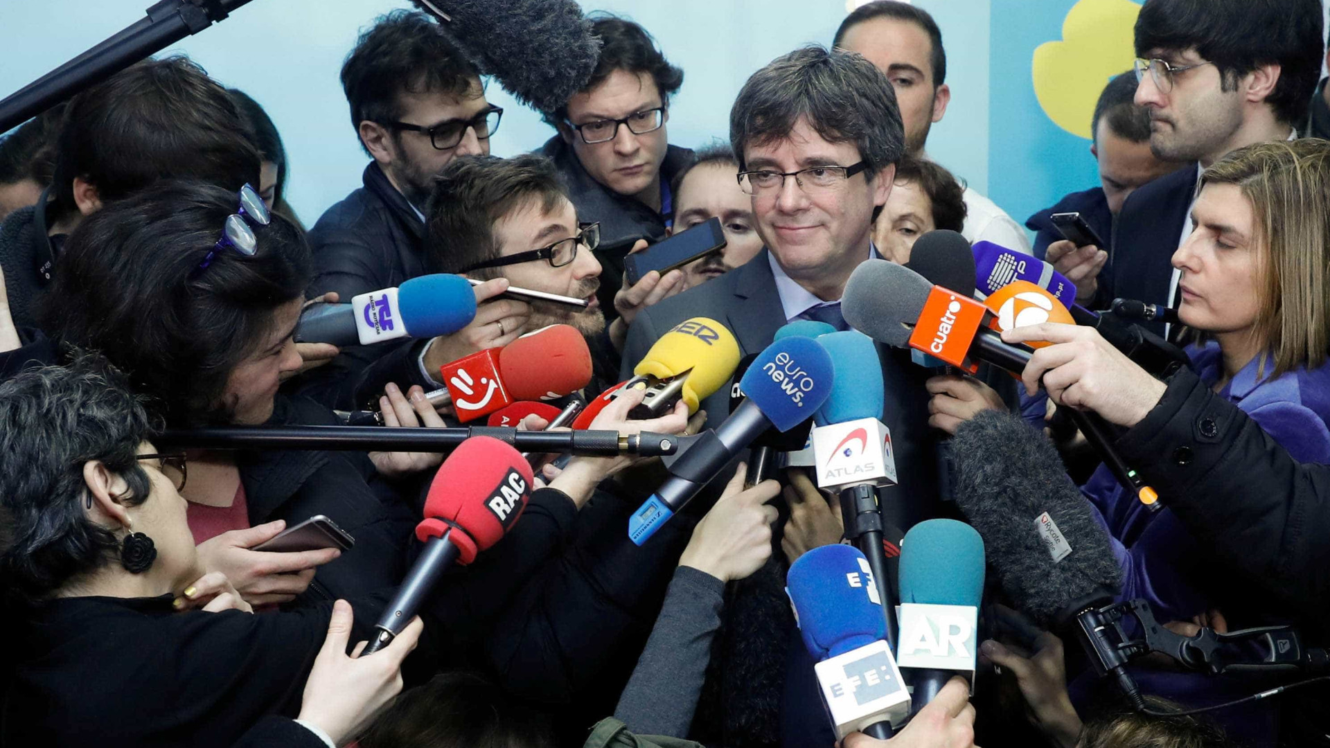 Madrid anuncia recurso no TC para impedir investidura de Puigdemont