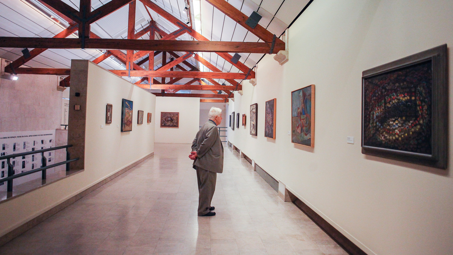 Pedro Gomes expõe desenhos a partir de hoje no Museu Vieira da Silva