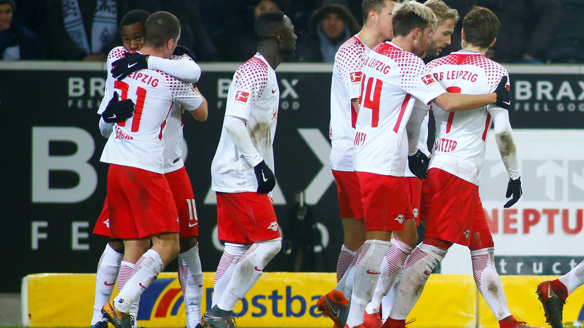 Leipzig vence e sobe ao segundo lugar da Liga alemã