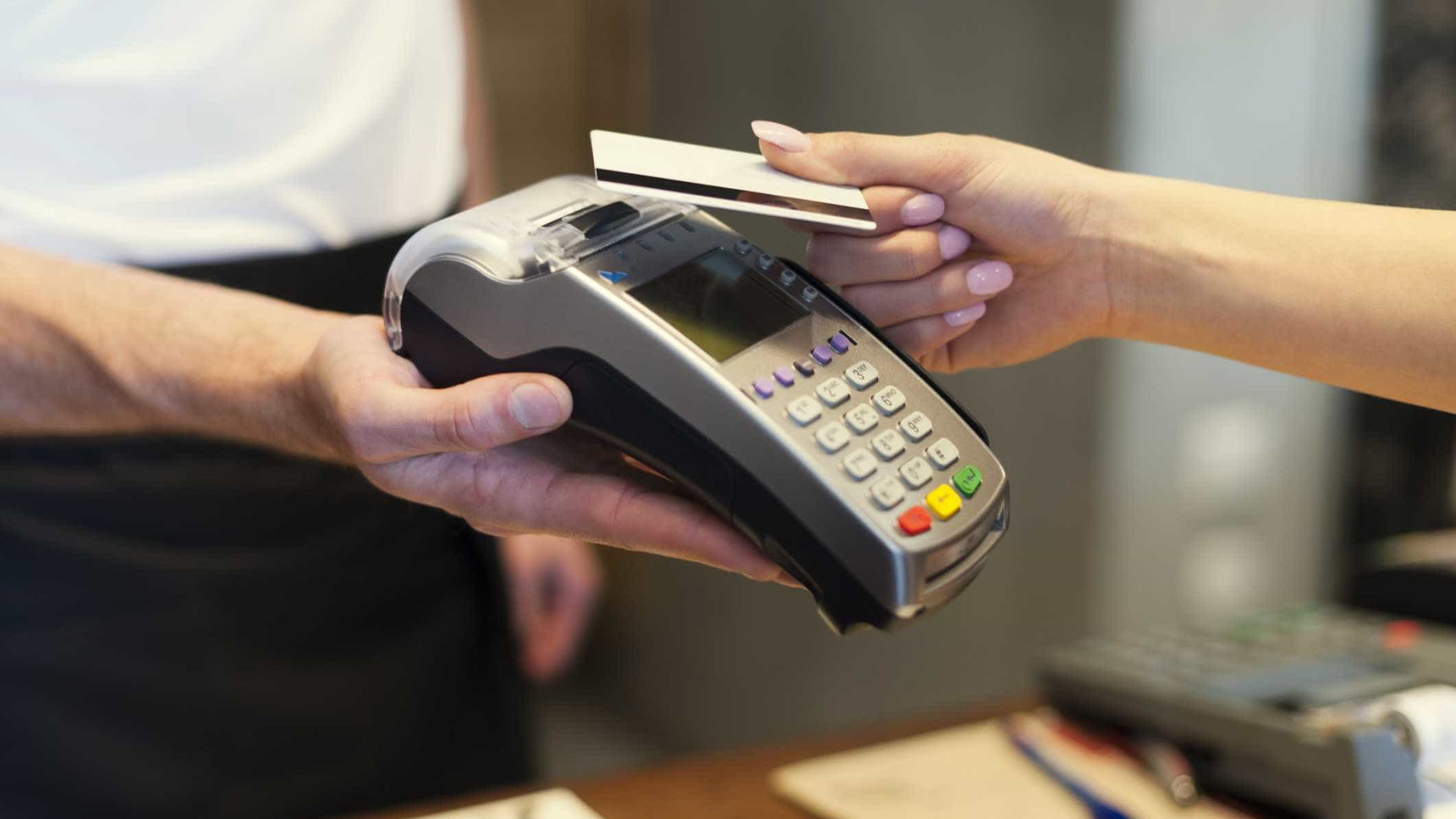 Cartões contactless. Eis sete informações que deve ter em conta