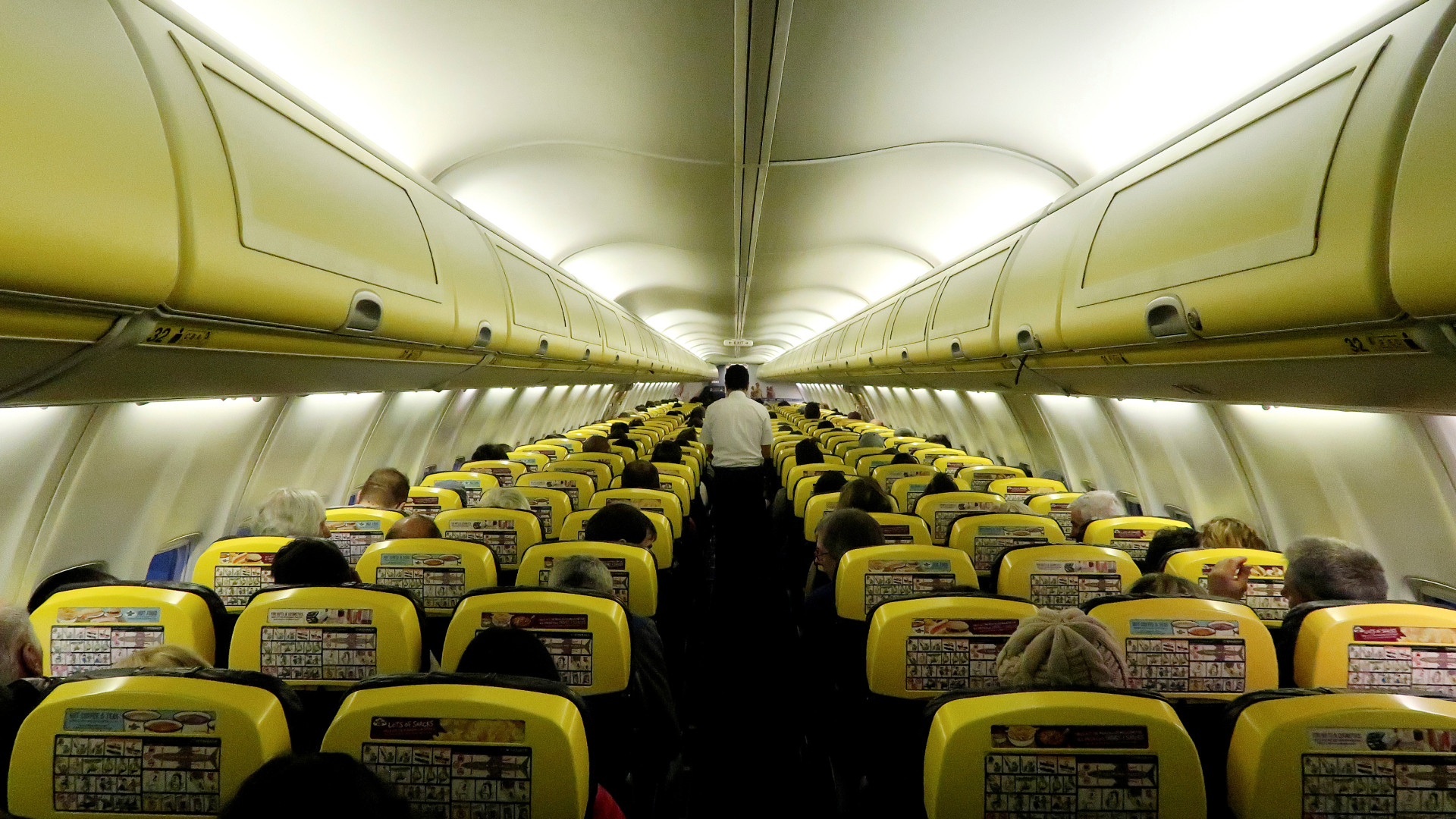 Sindicatos espanhóis entregam pré-aviso de greve na Ryanair