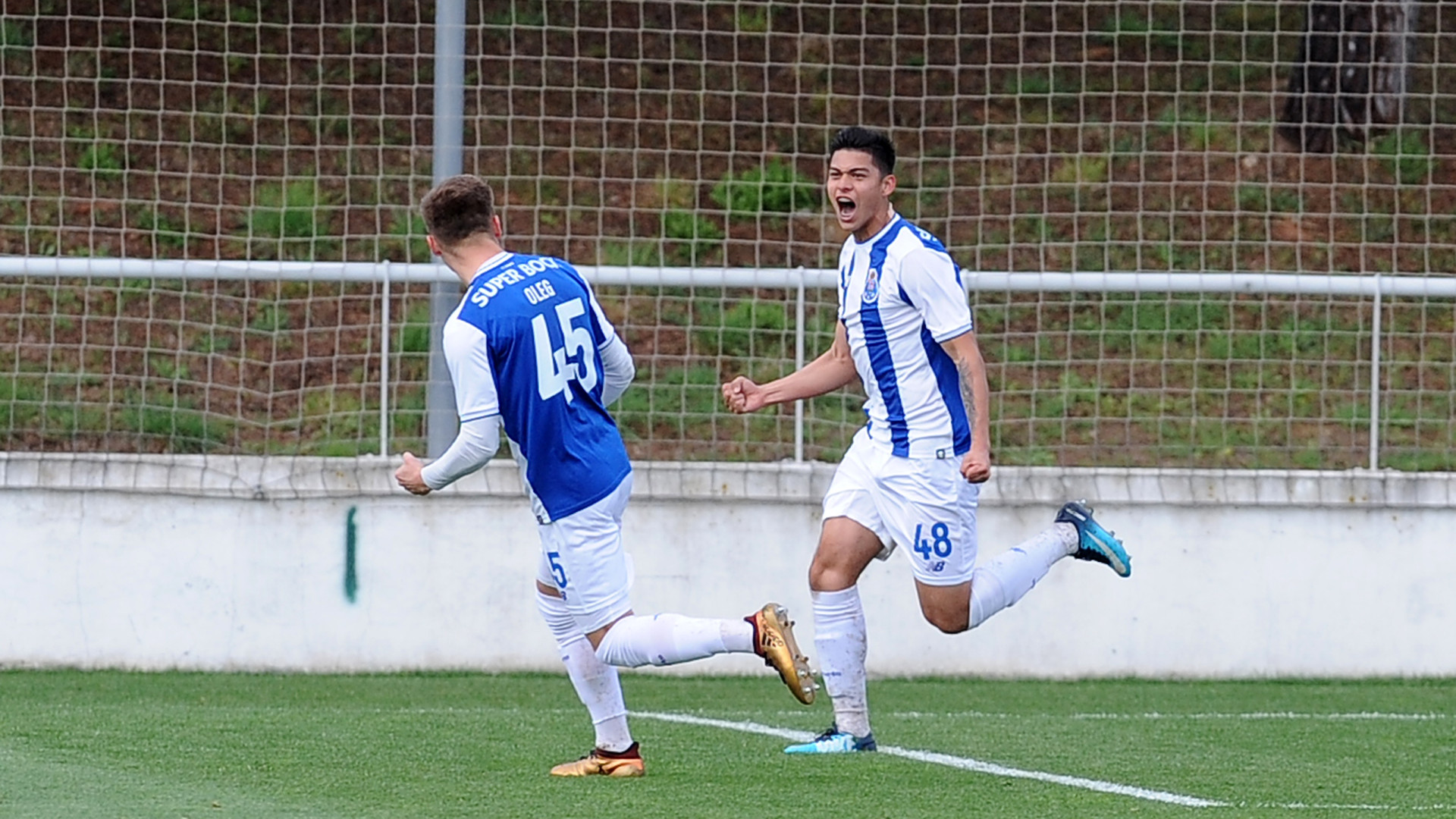 Chelsea é o adversário do FC Porto nas meias-finais da UEFA Youth League