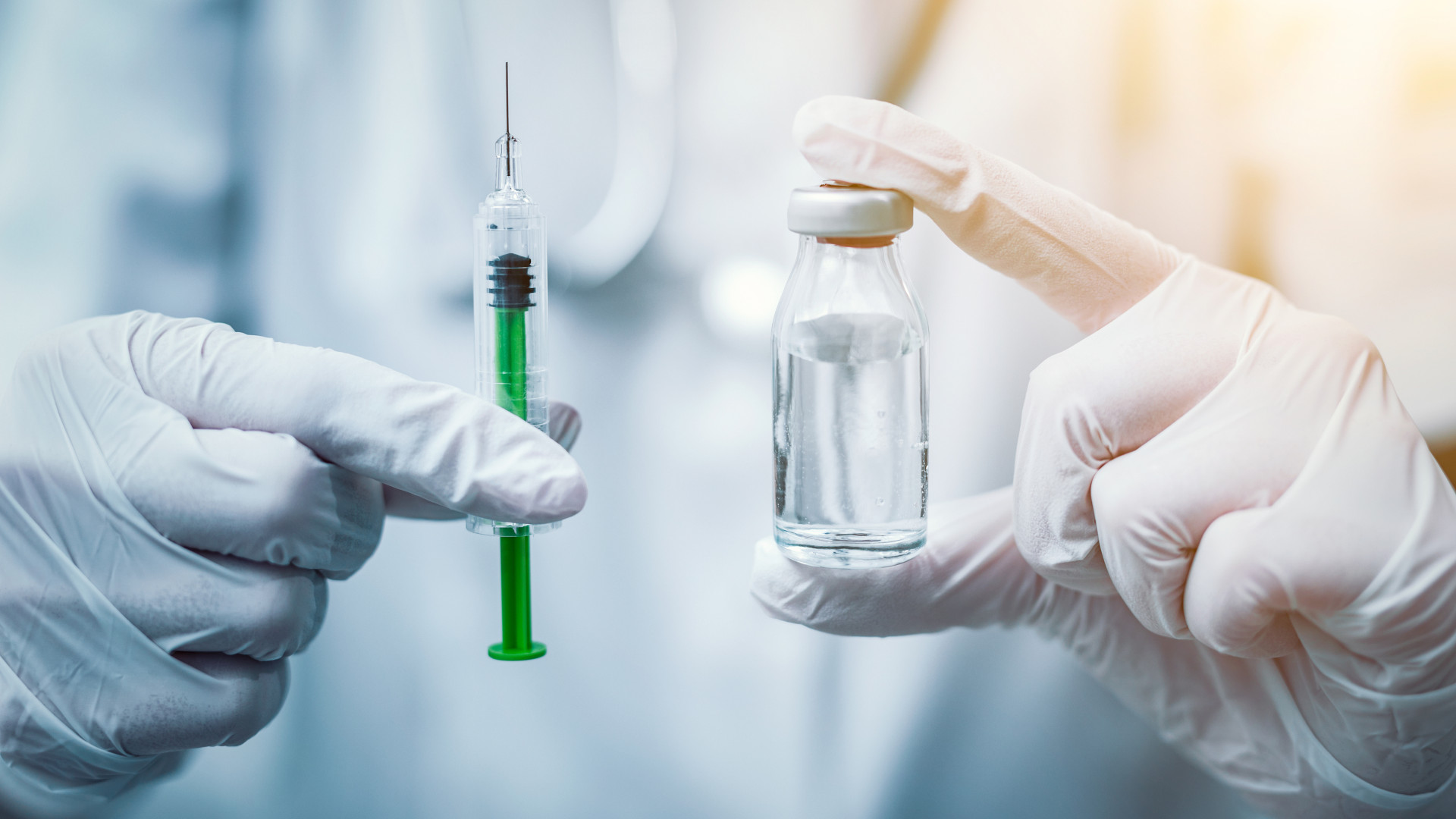 Farmacêutica acusada de adulterar vacinas manteve prática desde 2014
