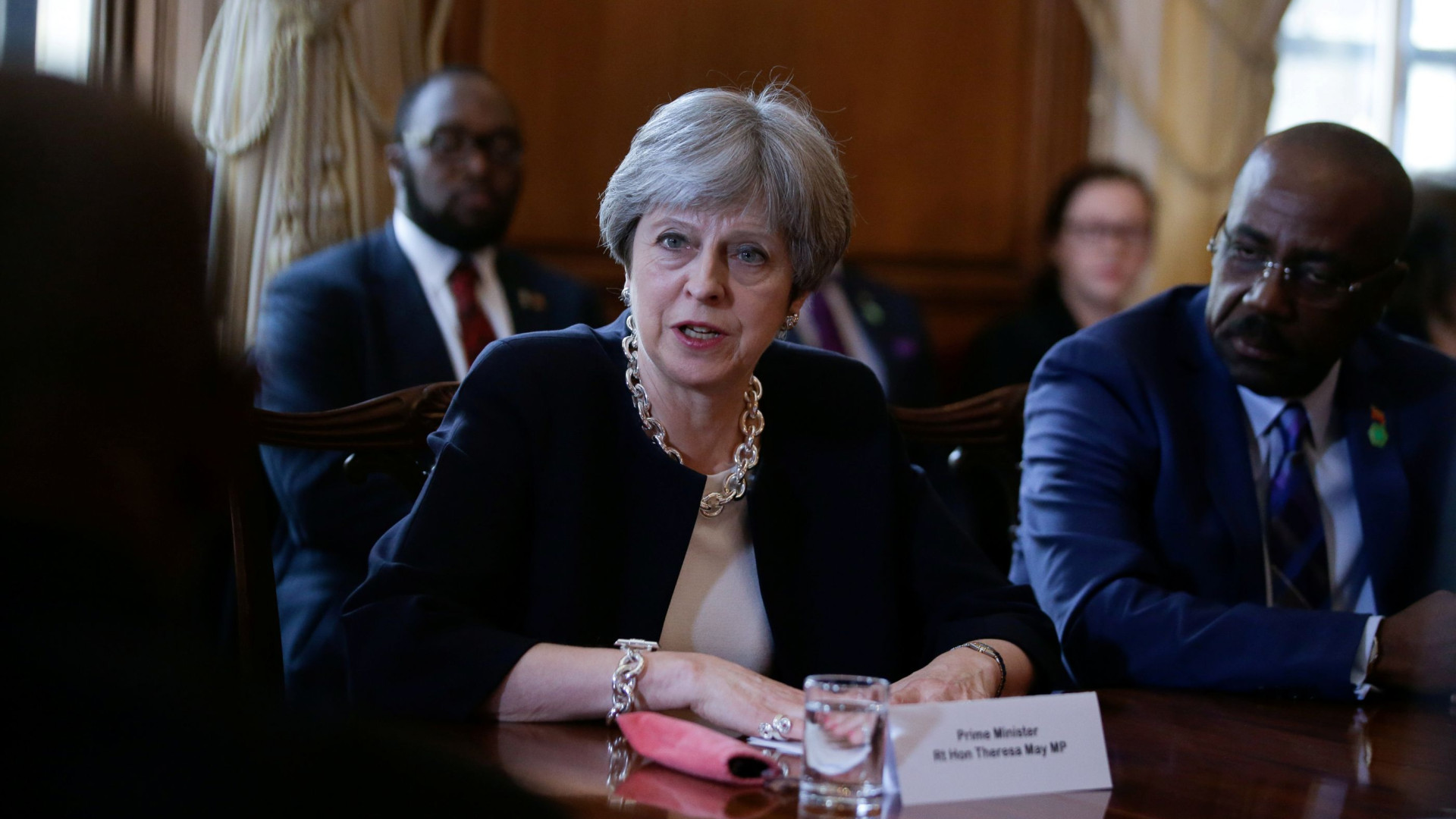 May admite papel do Reino Unido em leis anti-gay nas antigas colónias