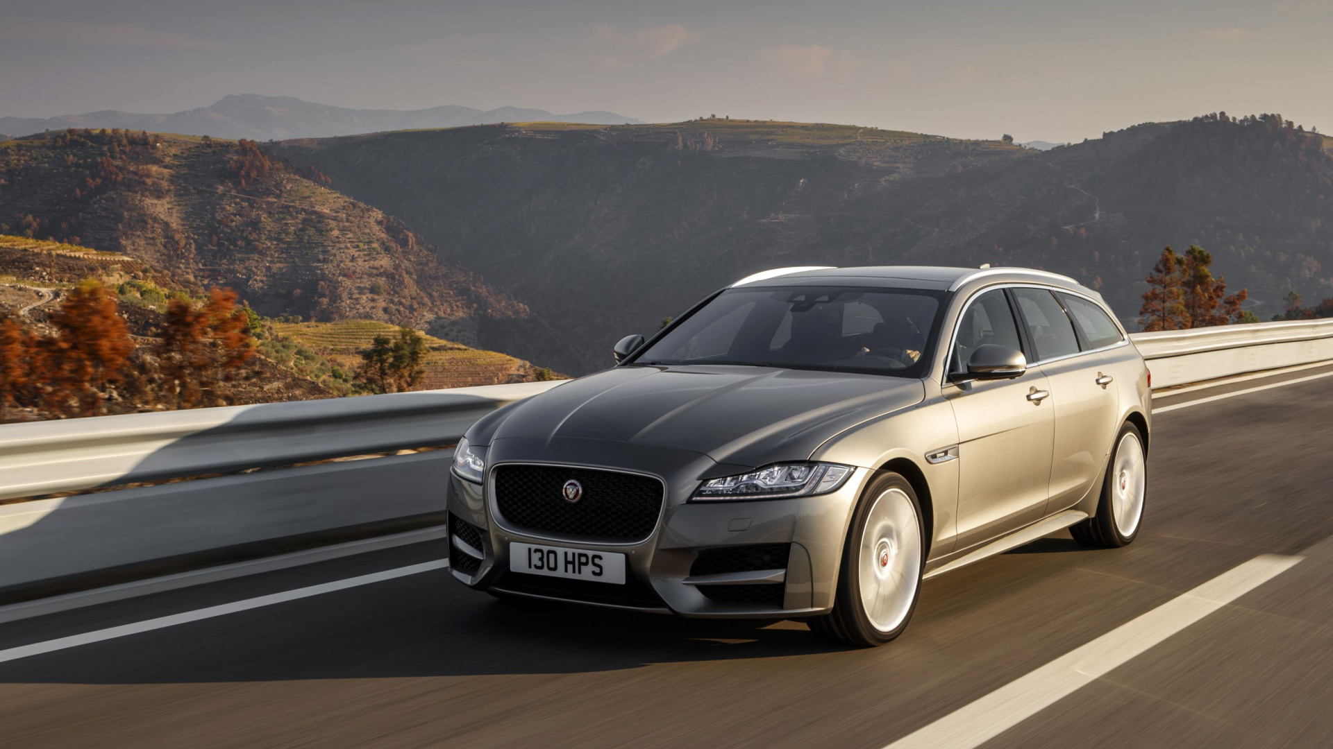 Está aí o Jaguar XF Sportbrake. Já conhece?
