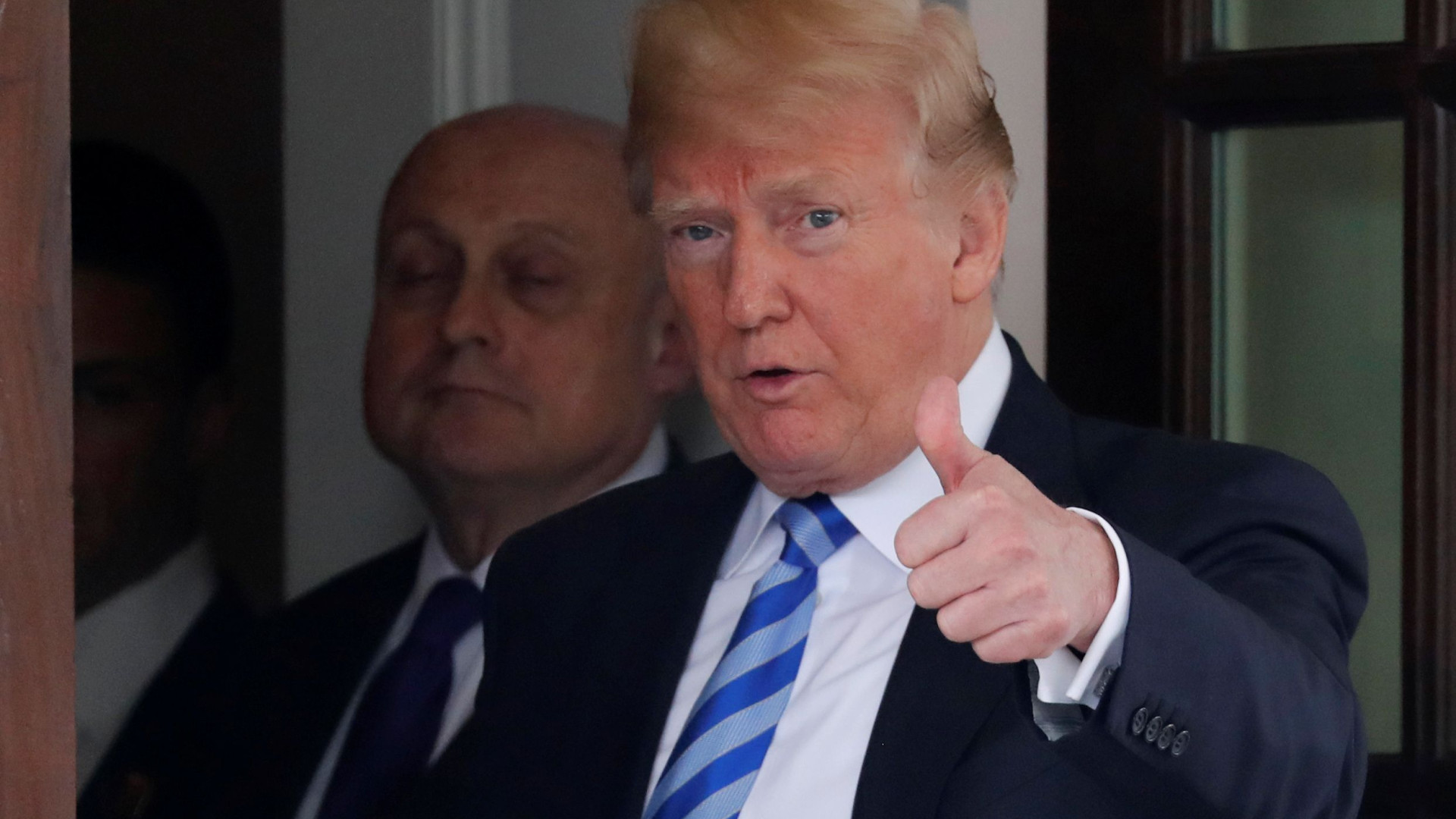 Trump cauteloso perante ameaça de cancelar cimeira com Kim