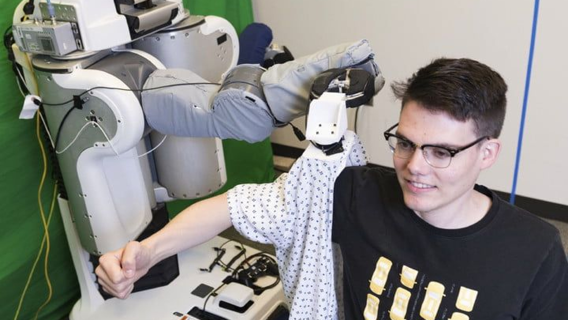Demasiado ocupado para se vestir? Deixe este robot tratar disso