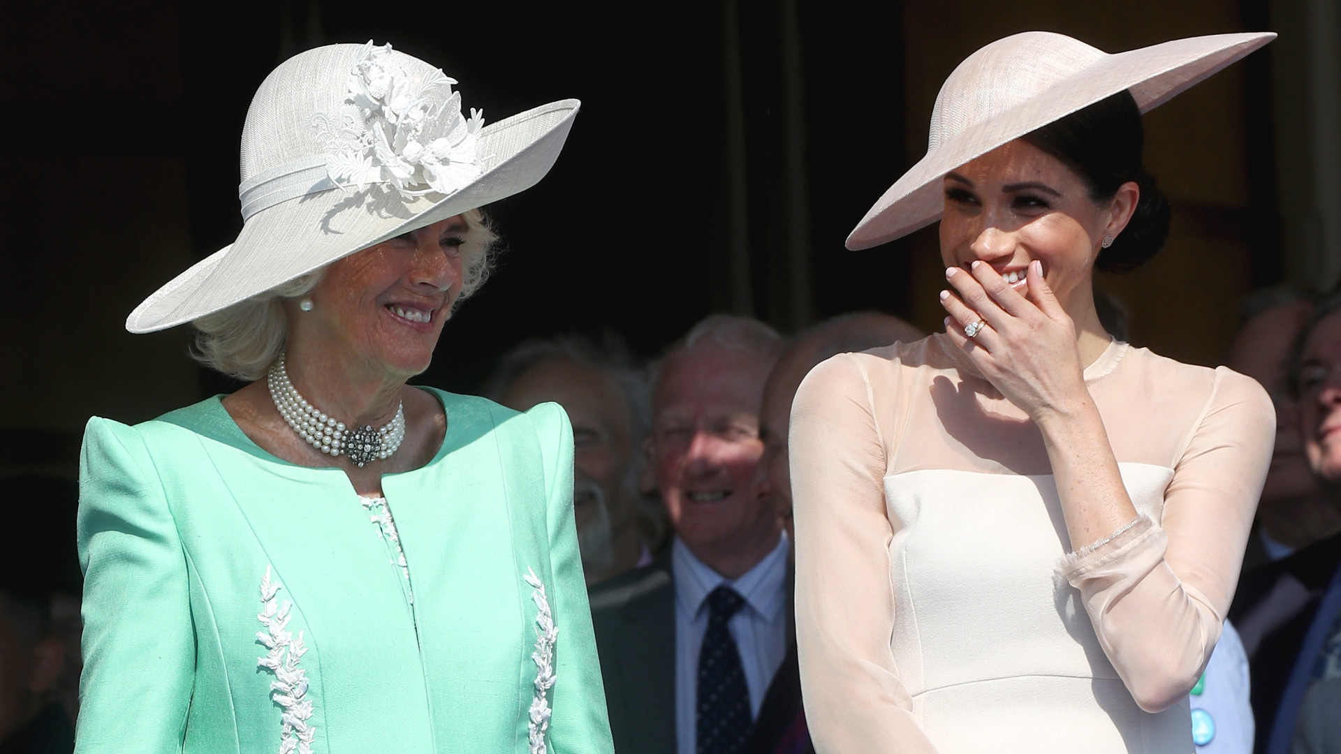 'Best friends!': Meghan Markle mostra cumplicidade com Camilla