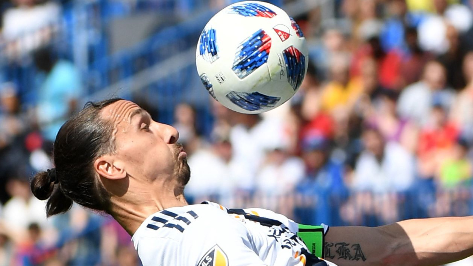 Mundial sem Ibra e o sueco continua a dar show nos Estados Unidos