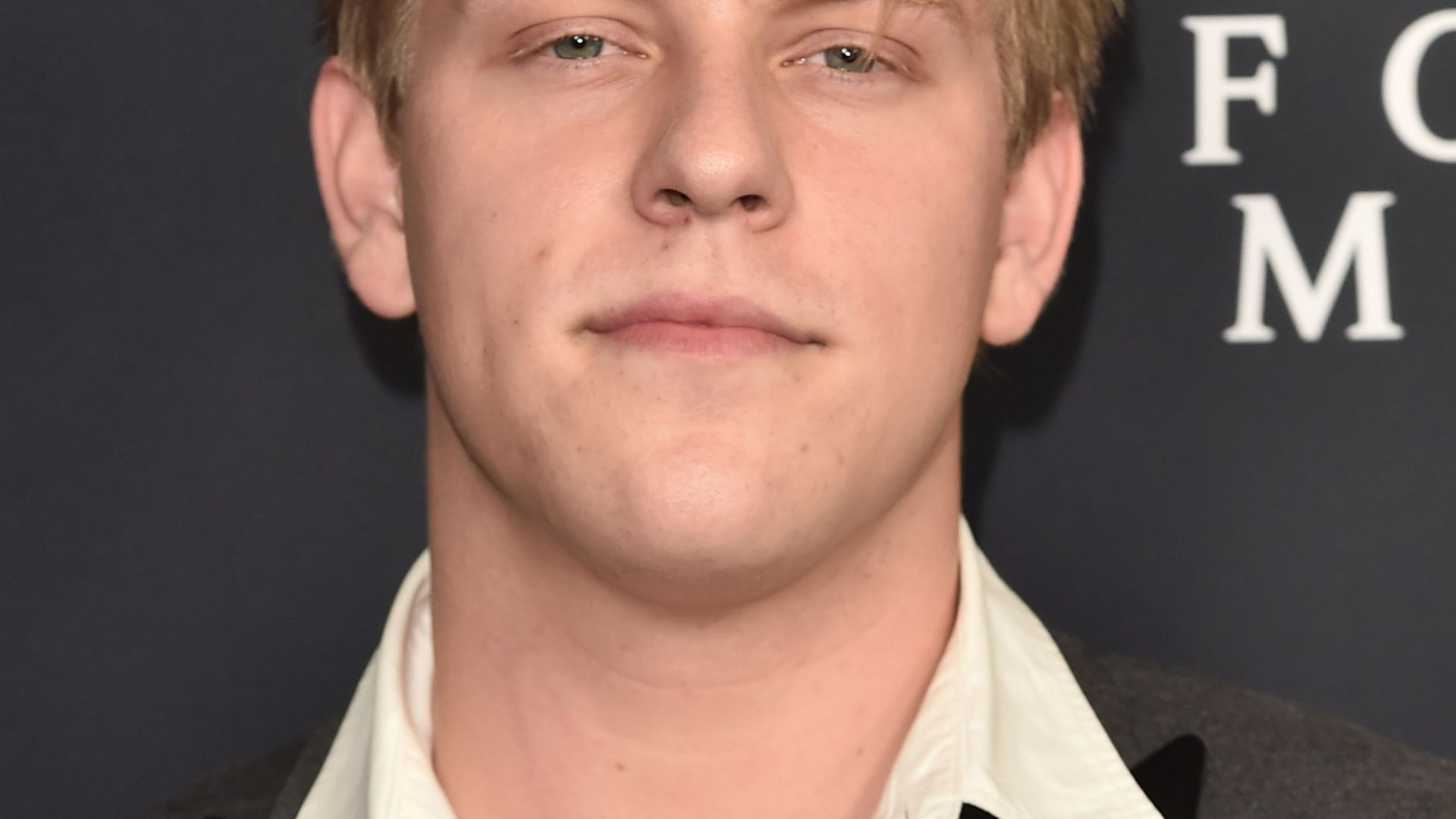 Realizado o funeral do jovem ator Jackson Odell