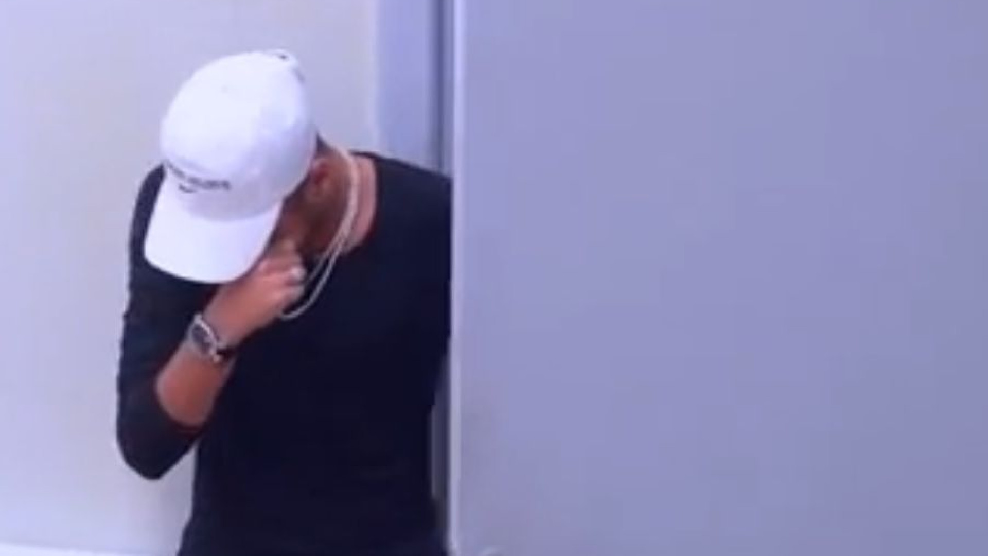 Neymar 'regressou à infância' e não conseguiu fugir às lágrimas