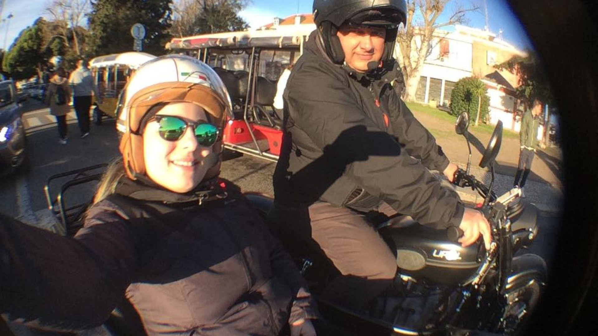 Esta equipa vende e arrenda casas em Portugal por vídeo... pelo WhatsApp