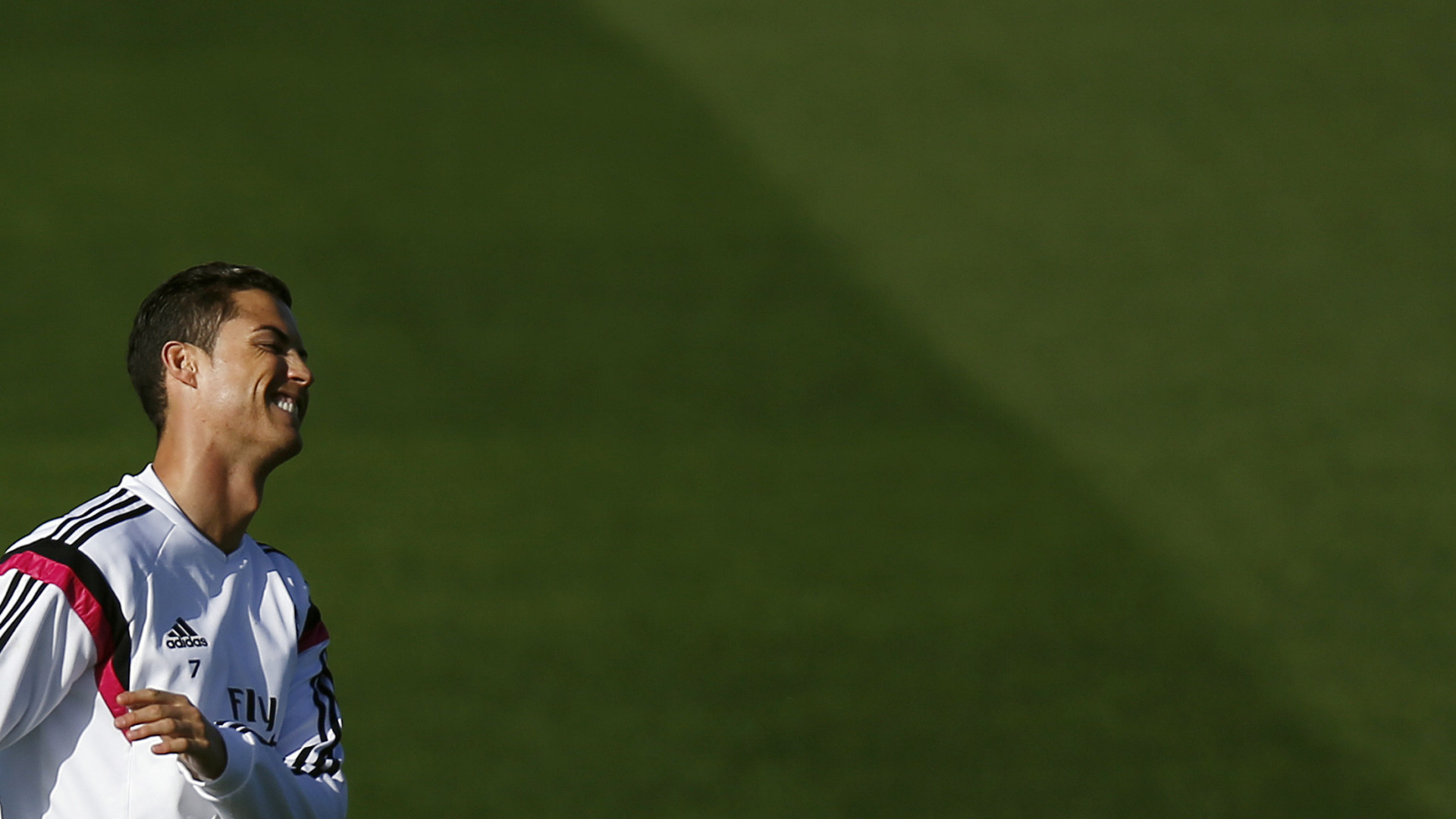 O 'CR7 Afro-Challenge' é viral e já chegou a Paris
