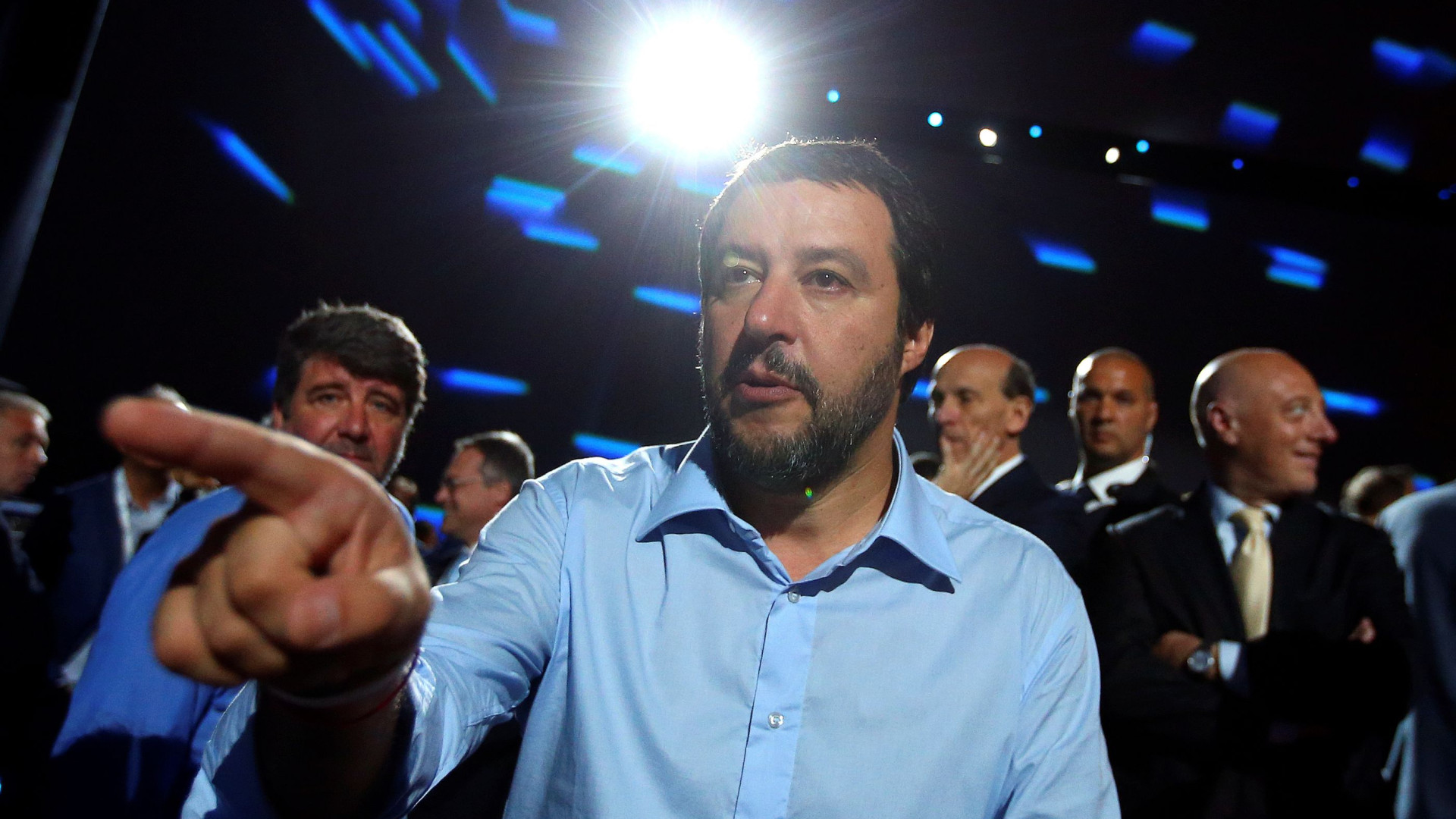 Salvini quer recensear comunidade cigana e expulsar quem não é italiano
